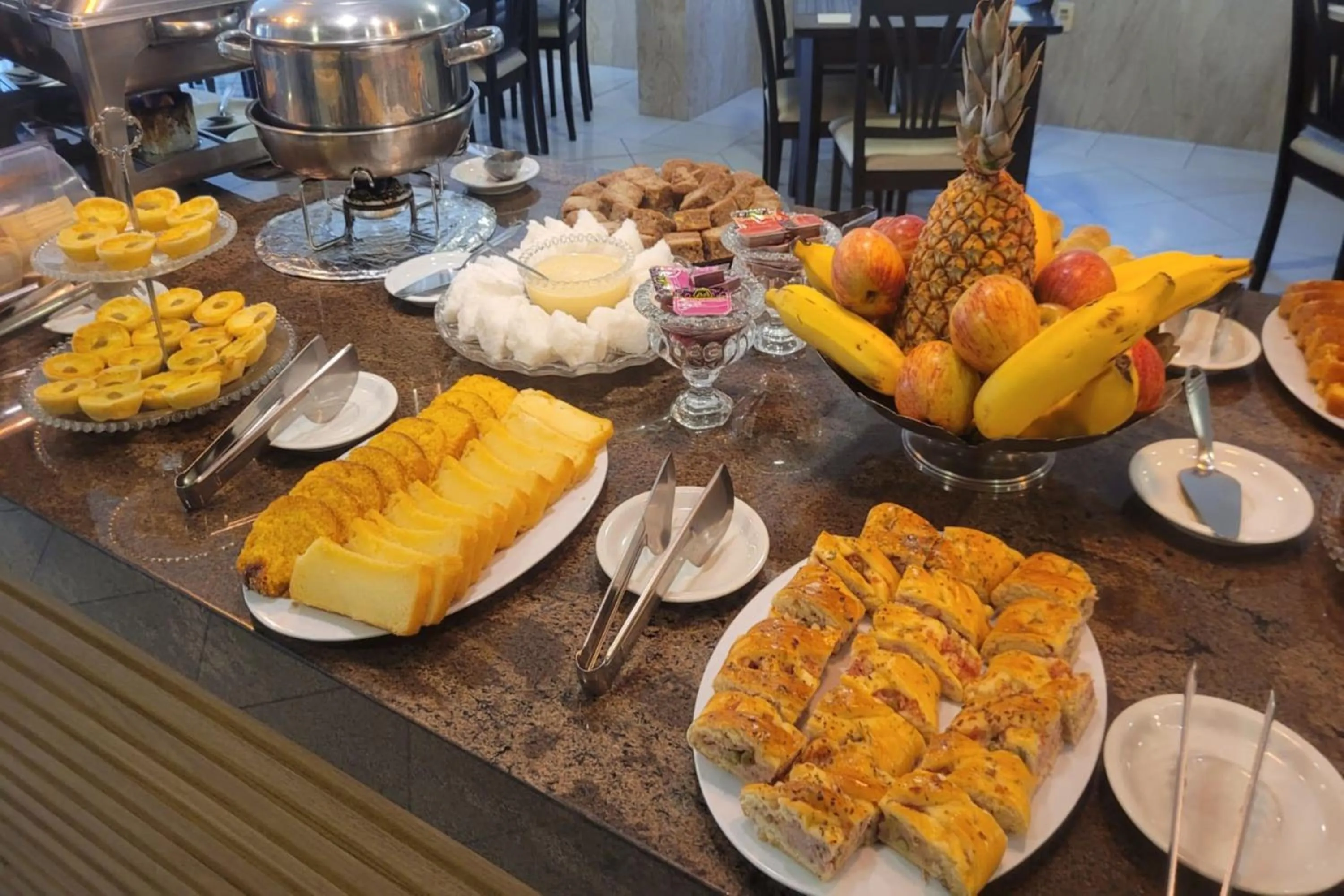 Food and drinks in Sandrin Praia Hotel