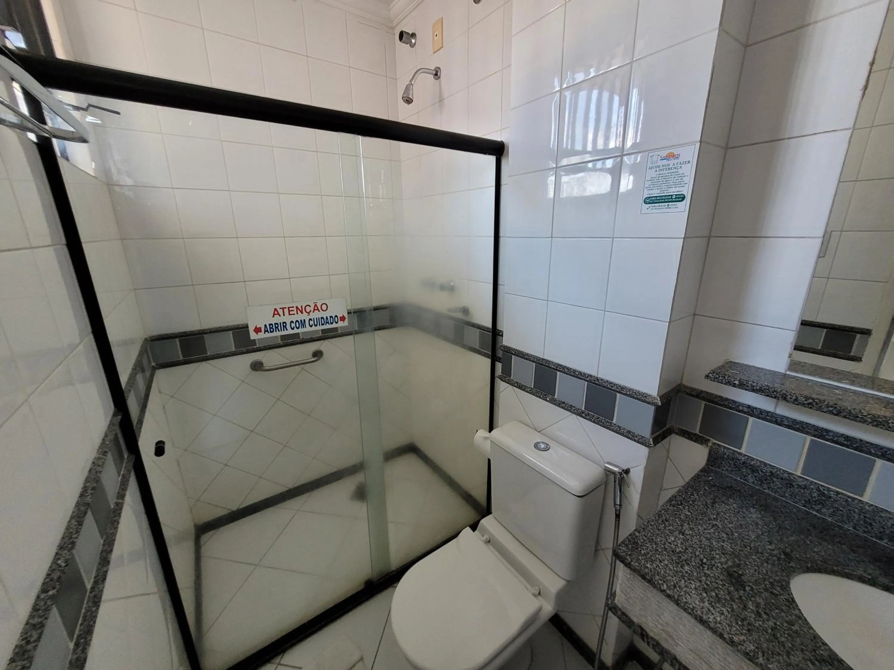 Shower in Sandrin Praia Hotel