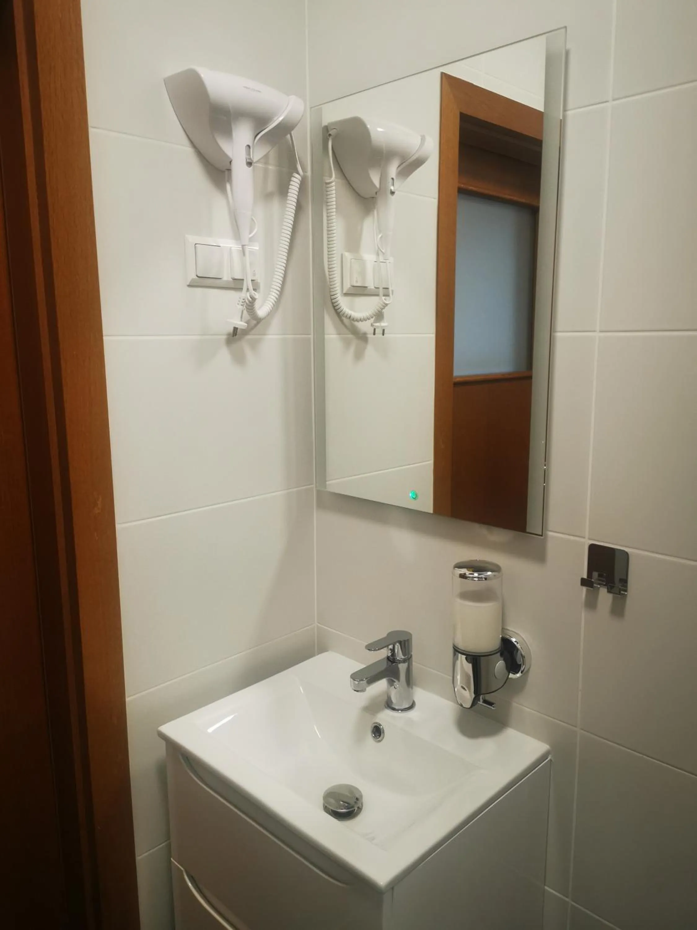 Shower in Hotel Daria