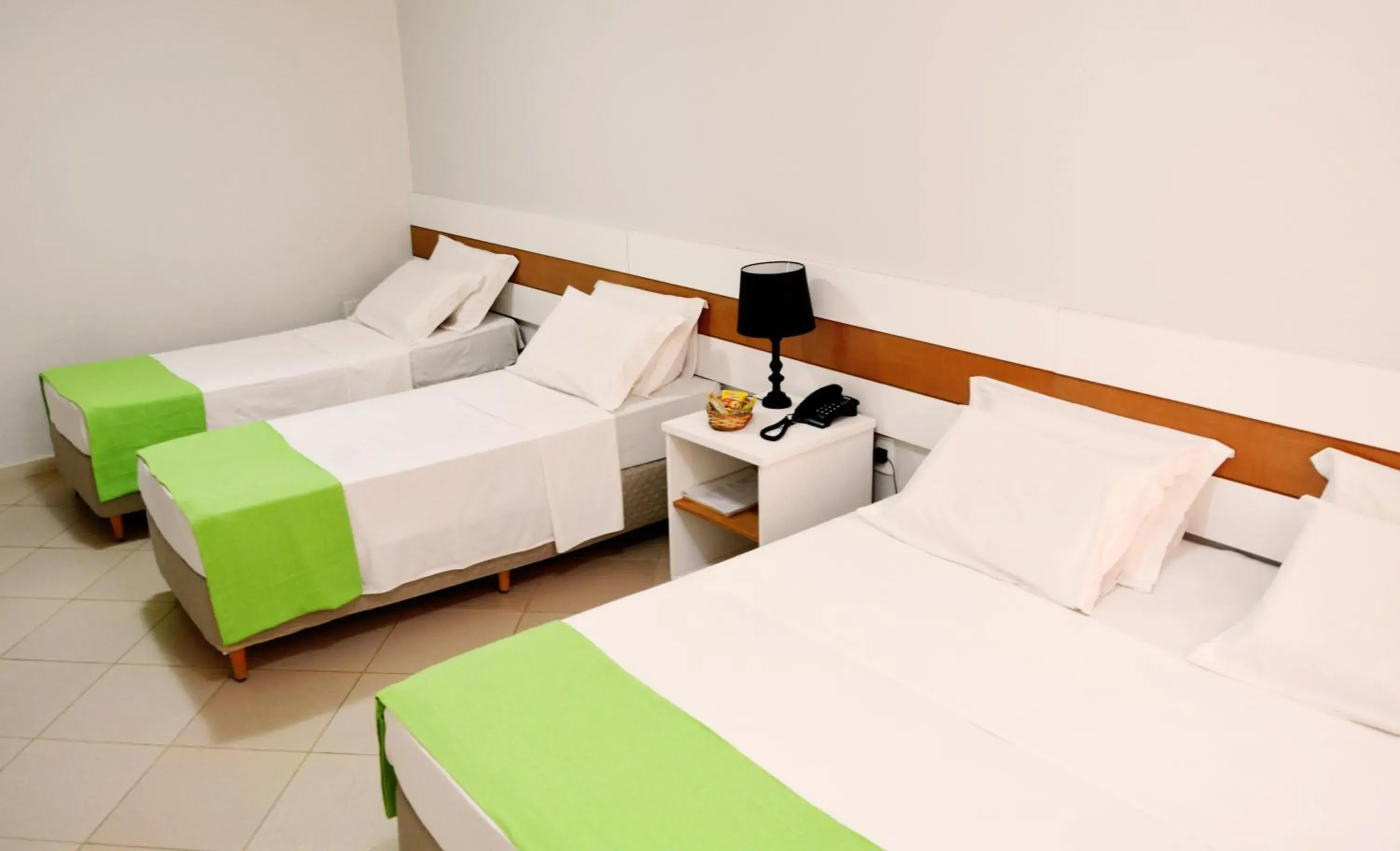 Quadruple Room in Hotel Terra do Sol Quadruple Room in Hotel Terra do Sol