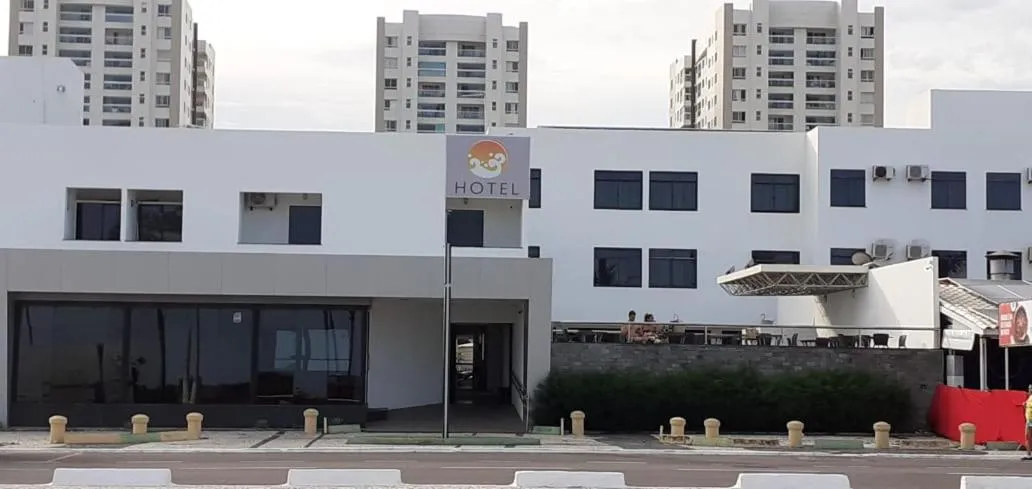 Property building in Hotel Algas Marinhas