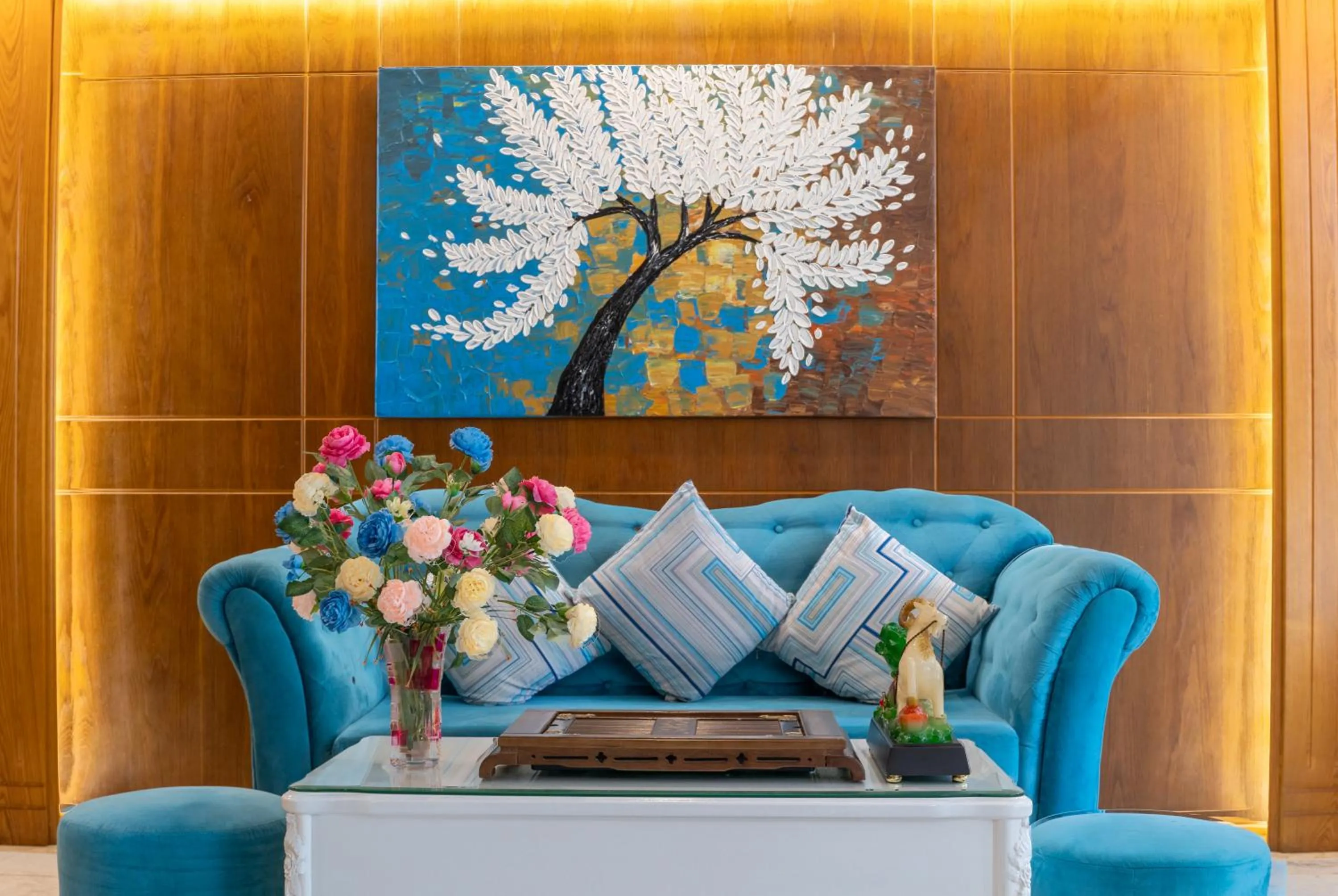 Seating area in Anh Dao Hotel