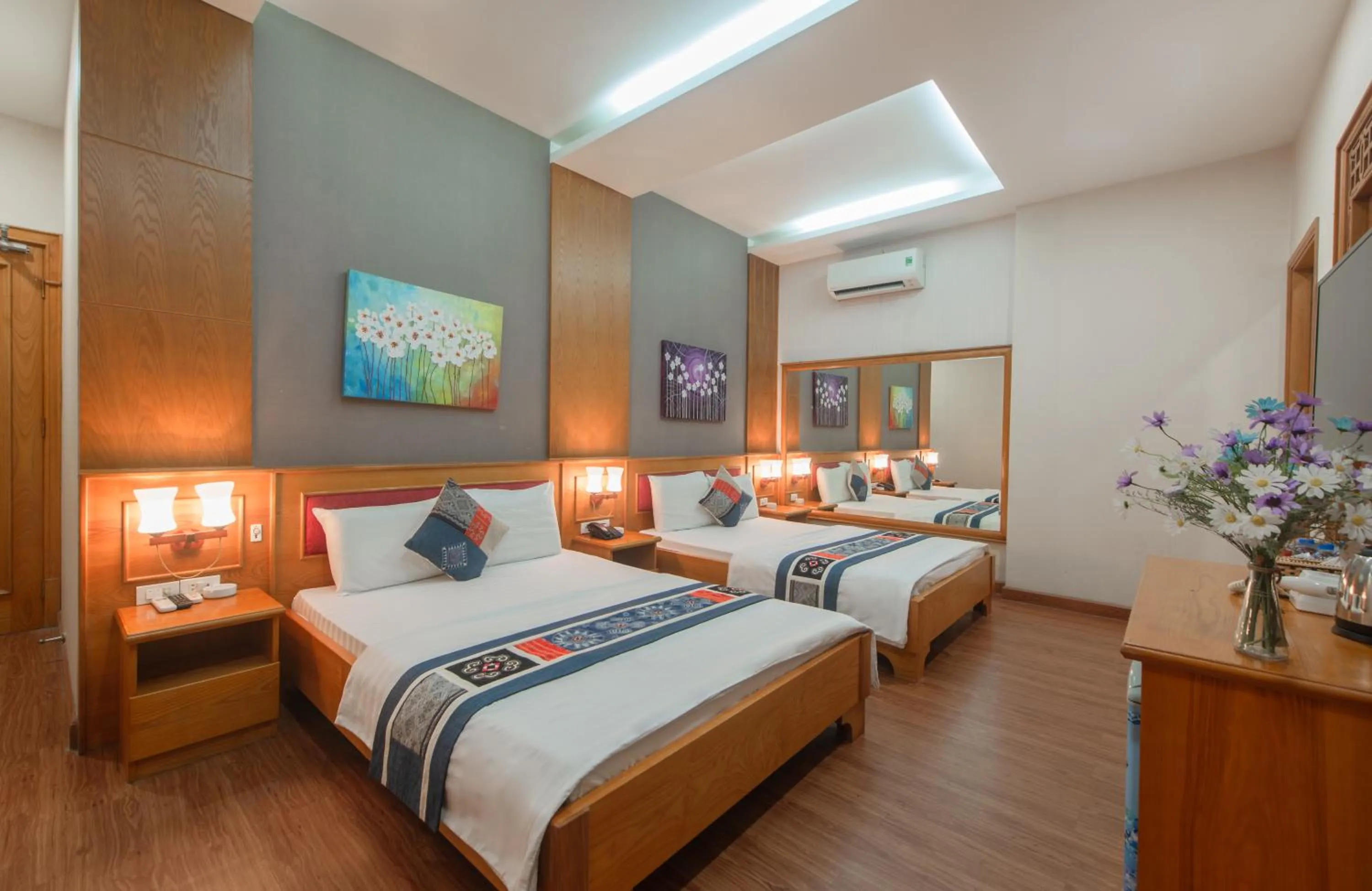 Photo of the whole room, Bed in Anh Dao Hotel