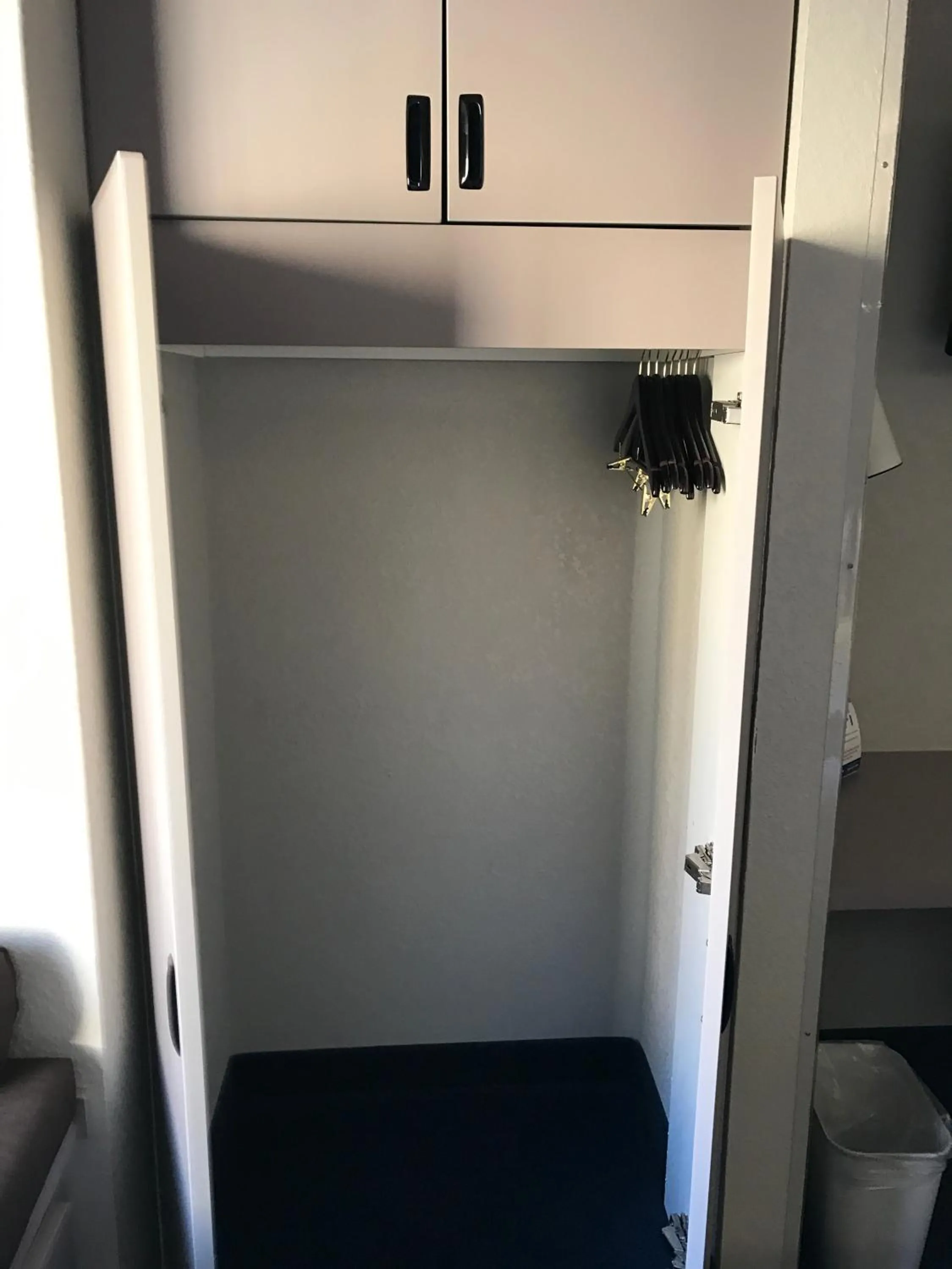 Bedroom in Microtel Inn By Wyndham Louisville East