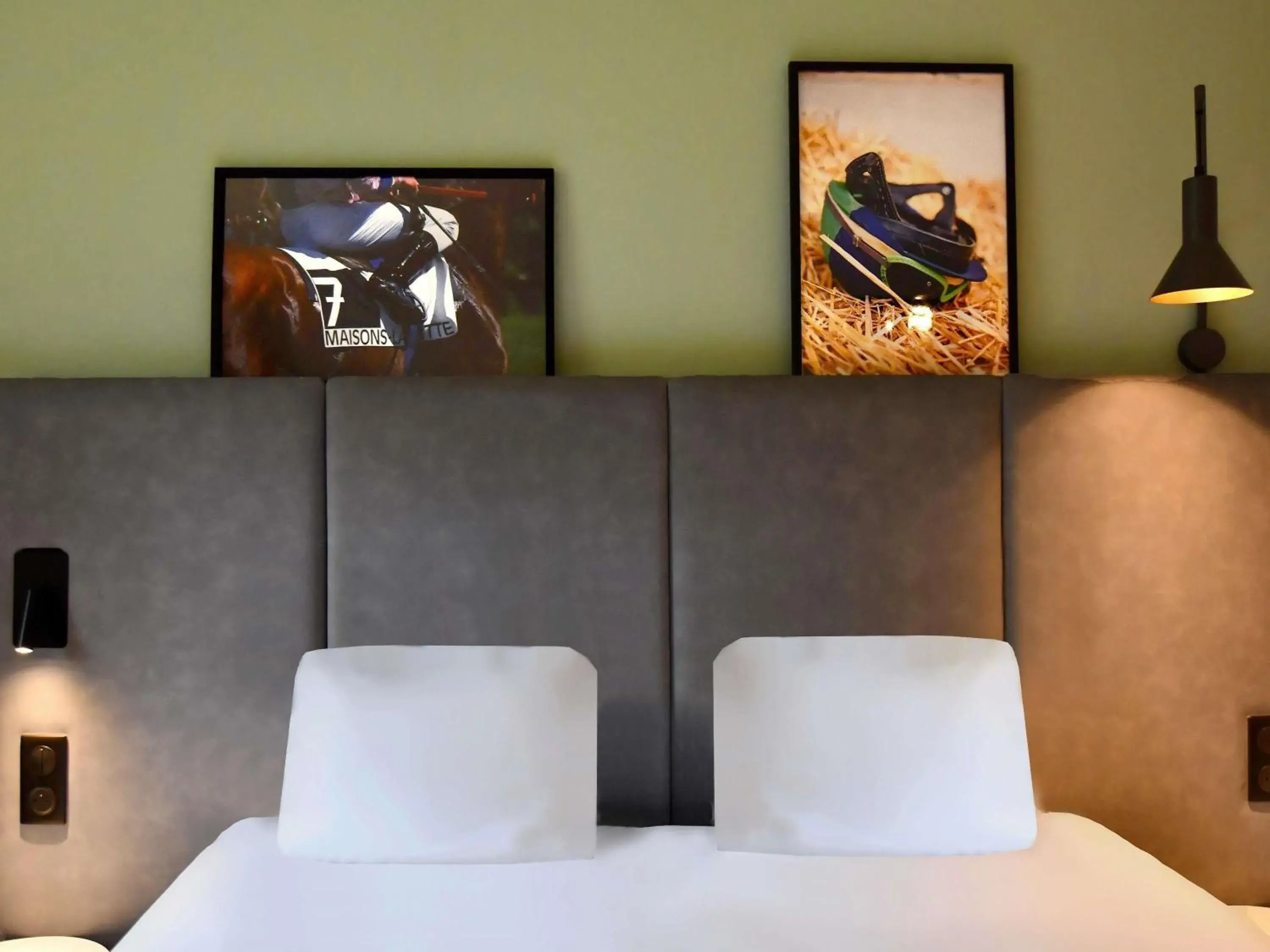 Standard Twin Room in ibis Nantes Saint Herblain Standard Twin Room in ibis Nantes Saint Herblain