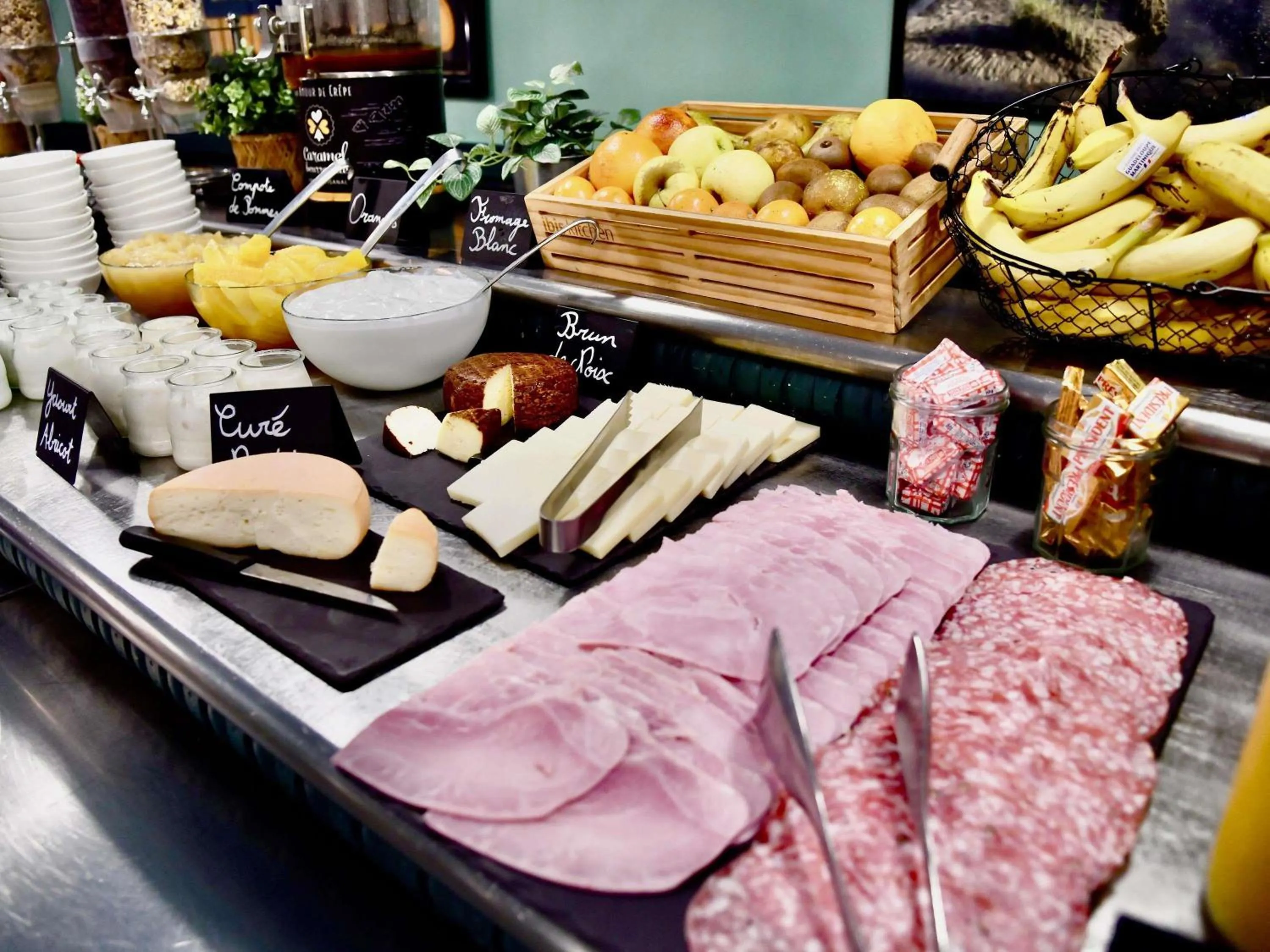 Breakfast in ibis Nantes Saint Herblain