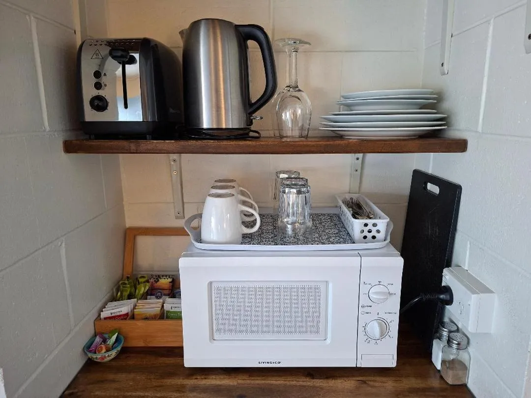 Coffee/tea facilities in Mackenzie Motels