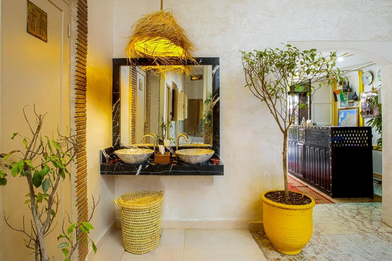 Shower in Riad El Kennaria