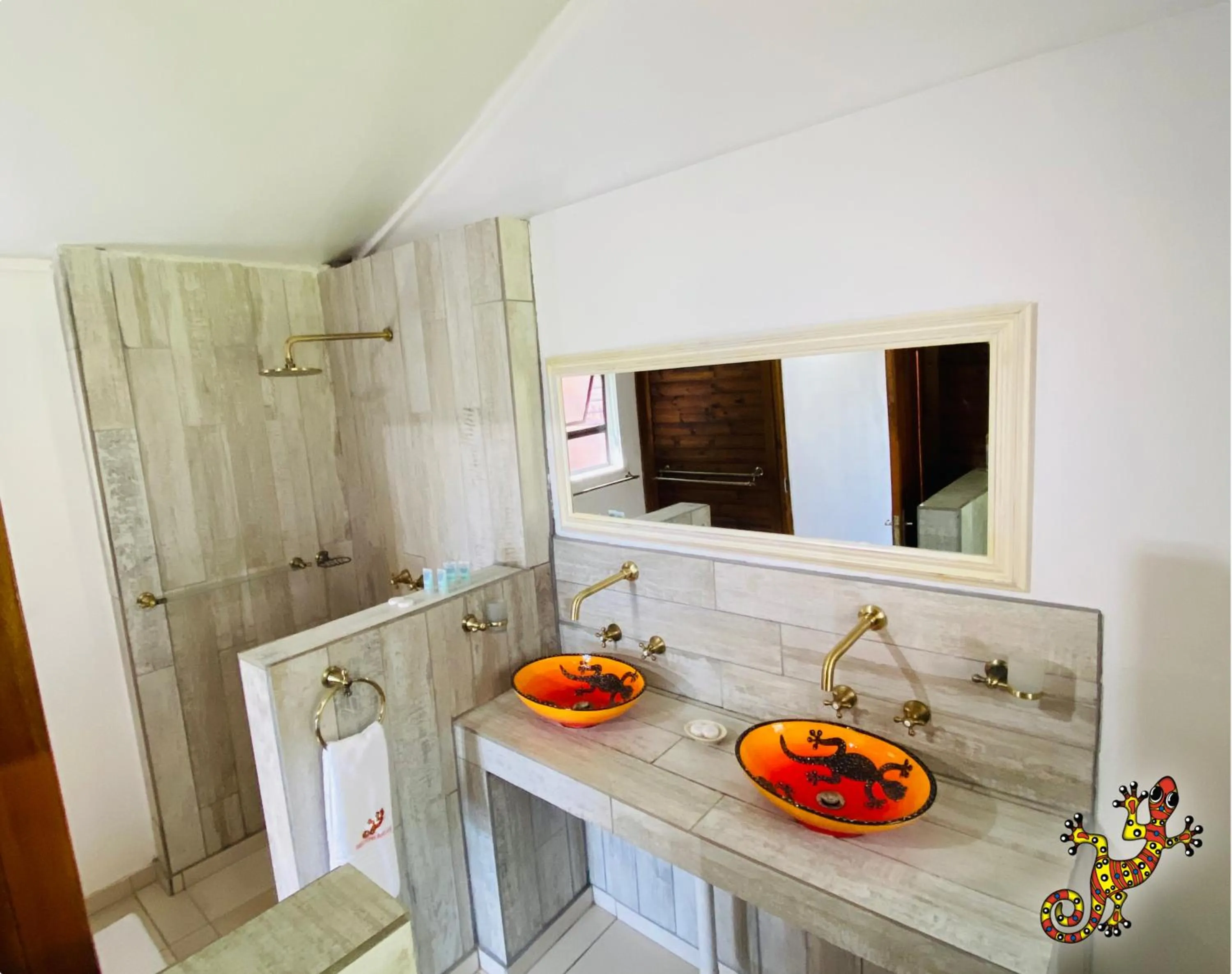 Shower in Sabie River Bush Lodge