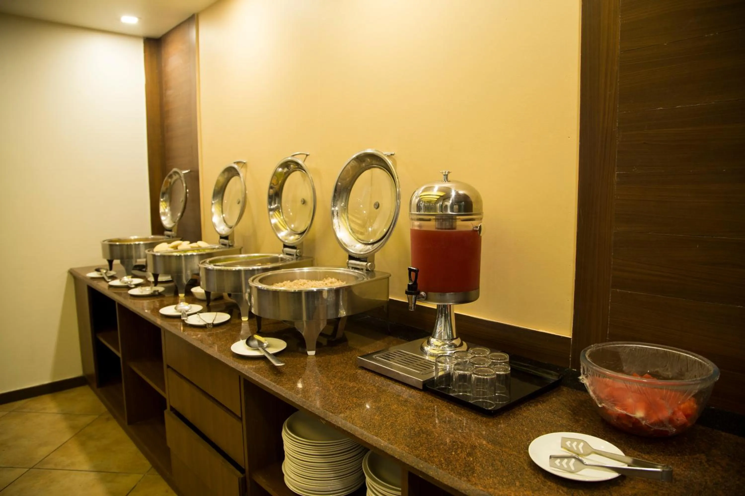 Food and drinks in Elite Suites MINT Gomti Nagar