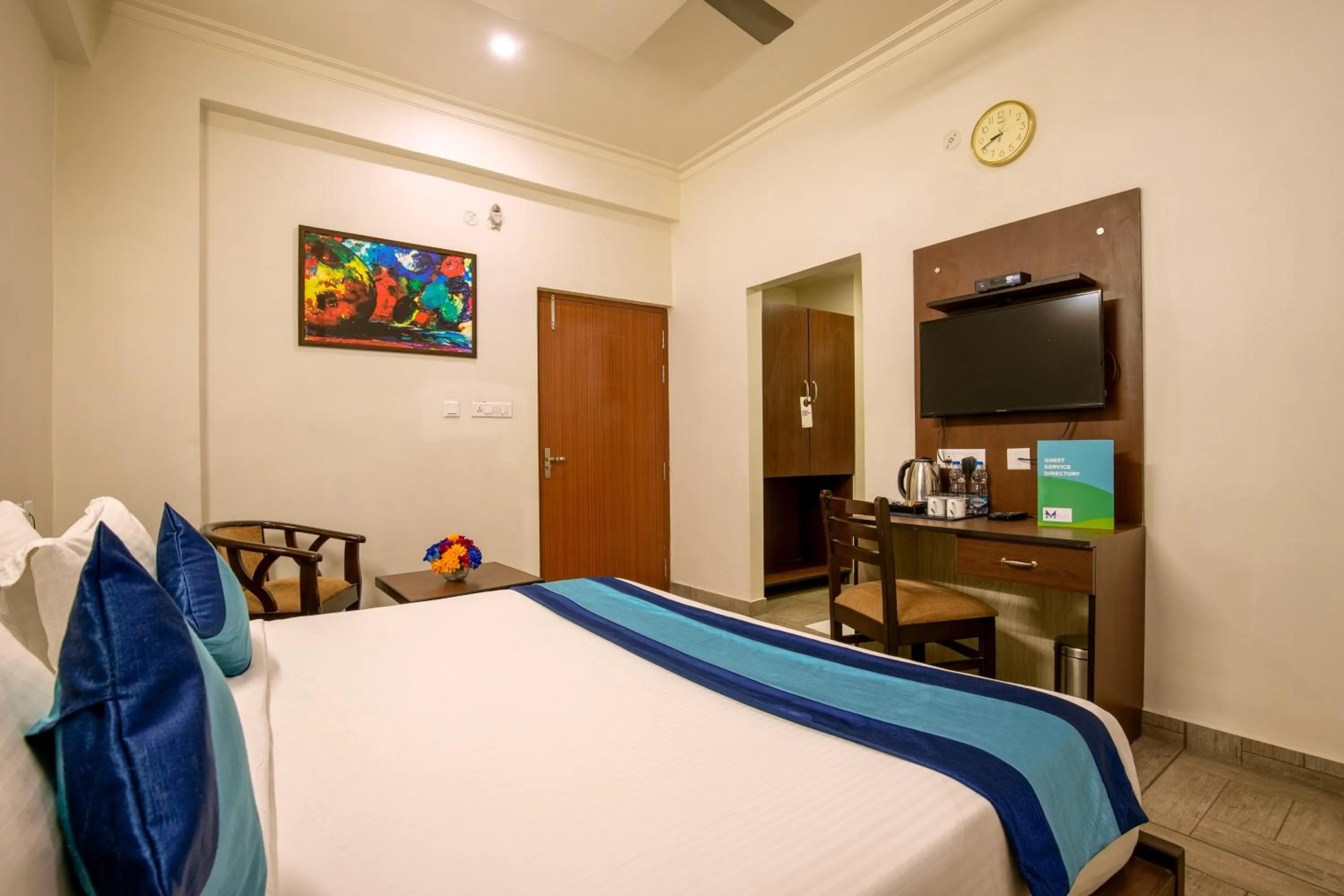 Bed in Elite Suites MINT Gomti Nagar