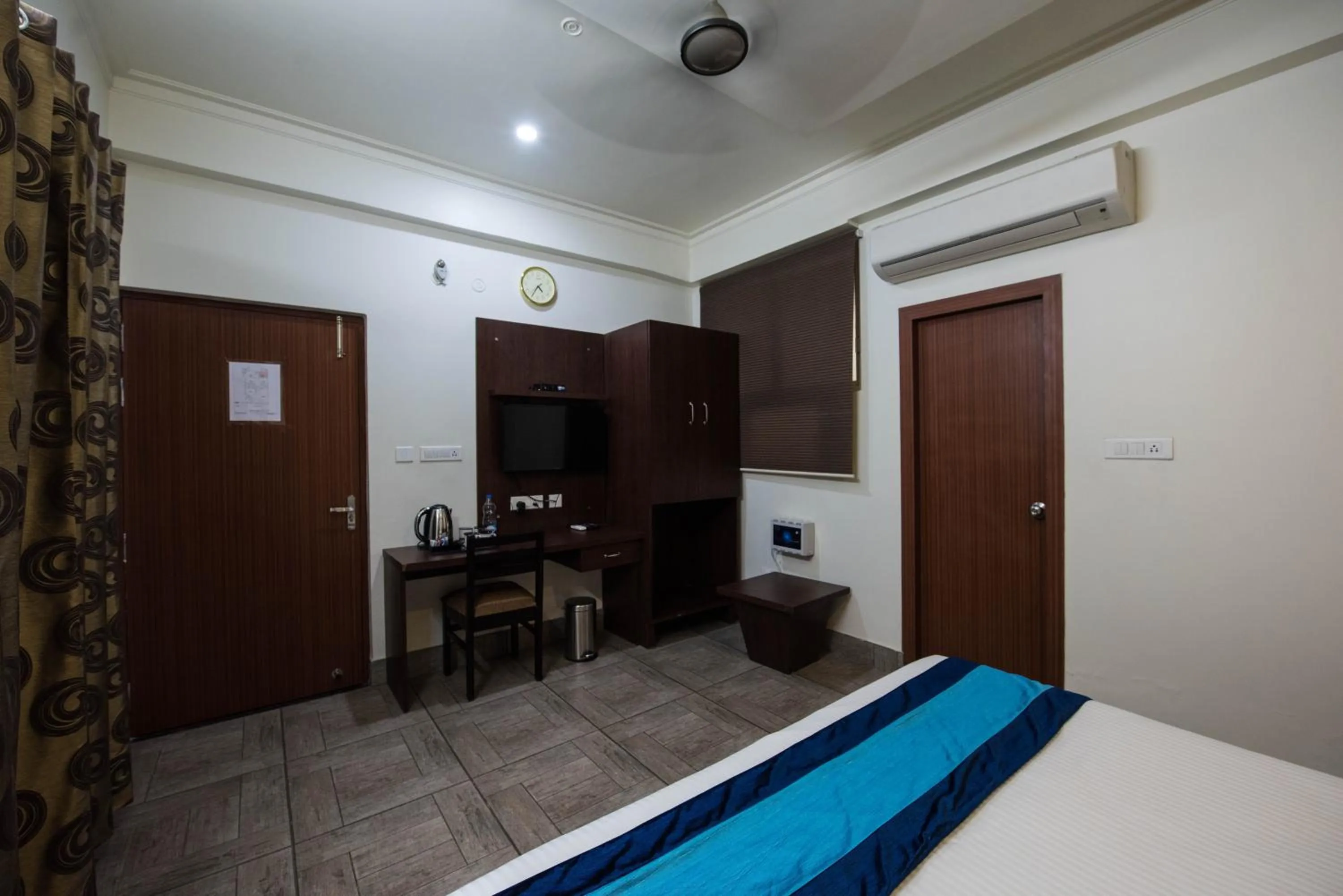 Bedroom, Bed in Elite Suites MINT Gomti Nagar