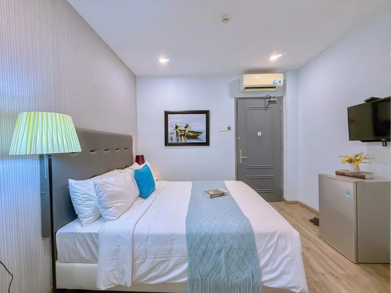 Bed in The Wind Mountainside Hotel