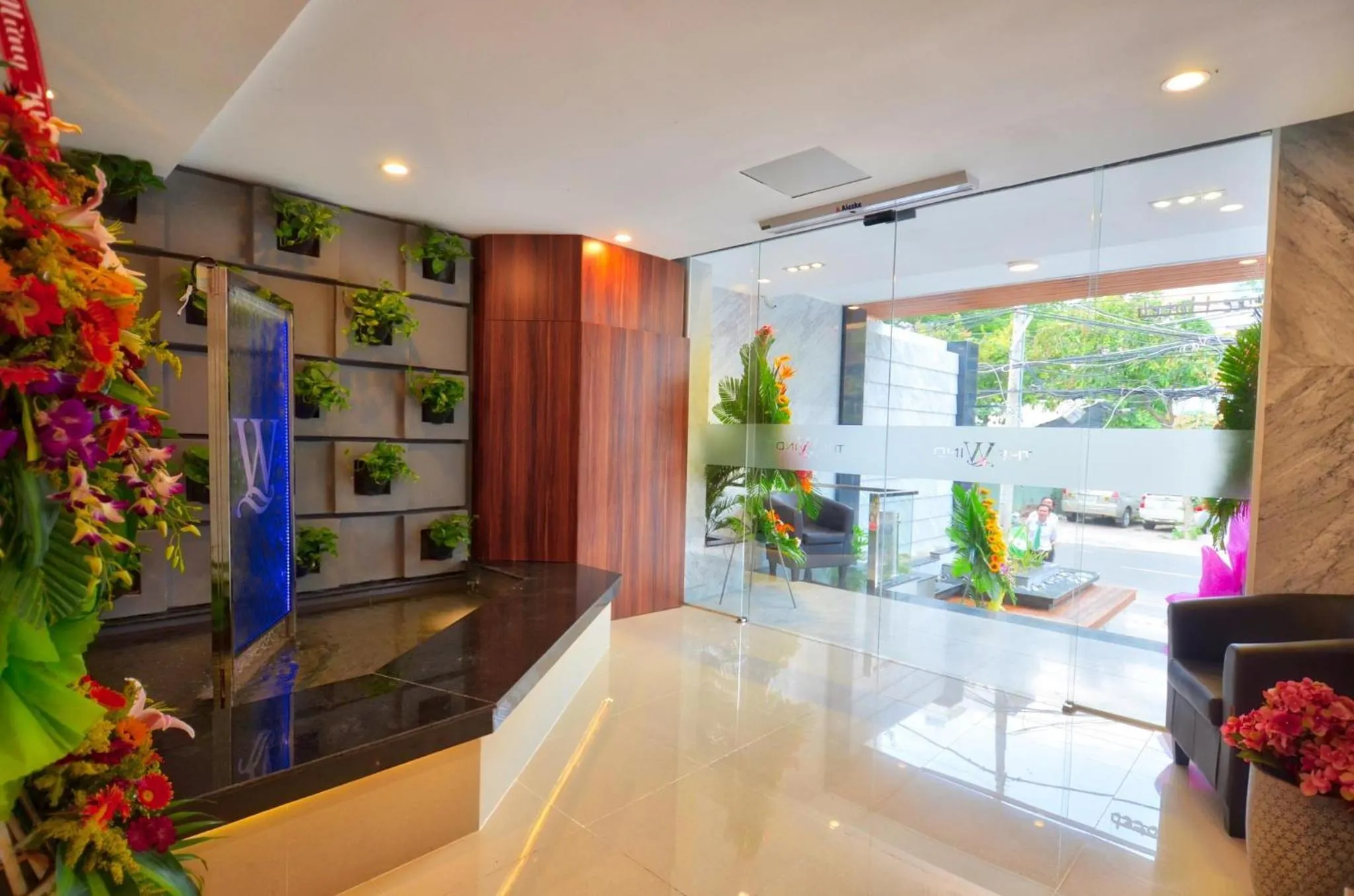 Lobby or reception in Hese Boutique Hotel & Apartment