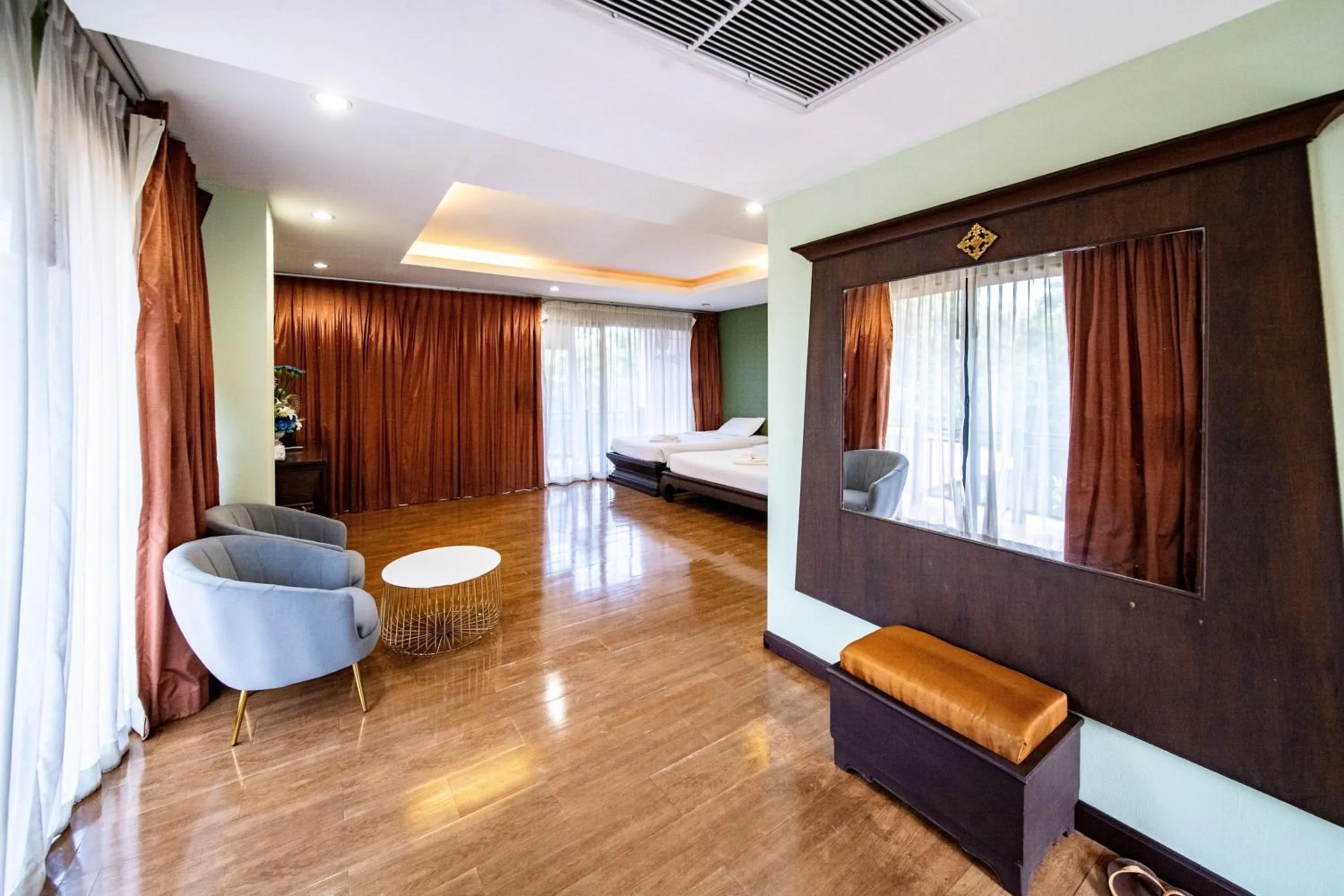 Seating area, Bed in Kasalong Resort and Spa Pattaya