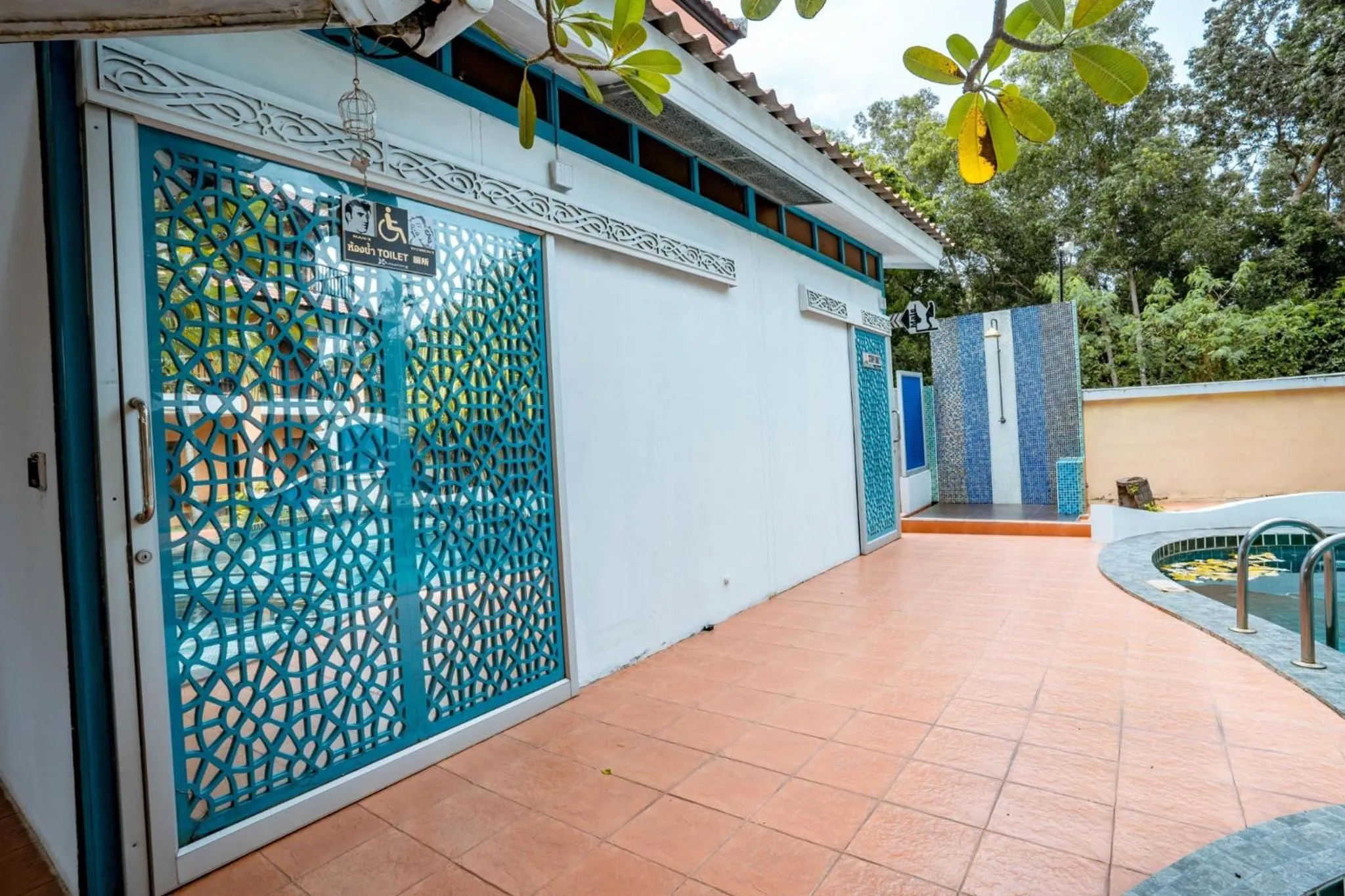 Public Bath in Kasalong Resort and Spa Pattaya