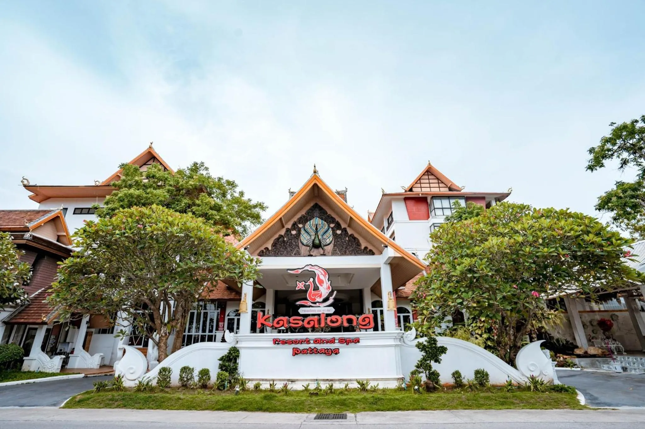 Facade/entrance in Kasalong Resort and Spa Pattaya