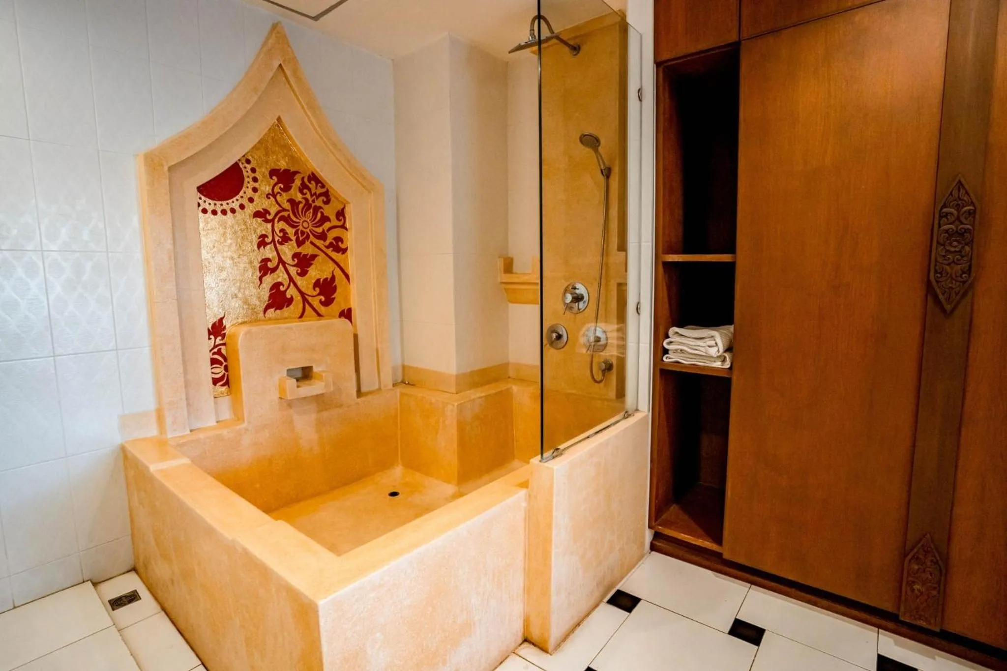 Bathroom in Kasalong Resort and Spa Pattaya