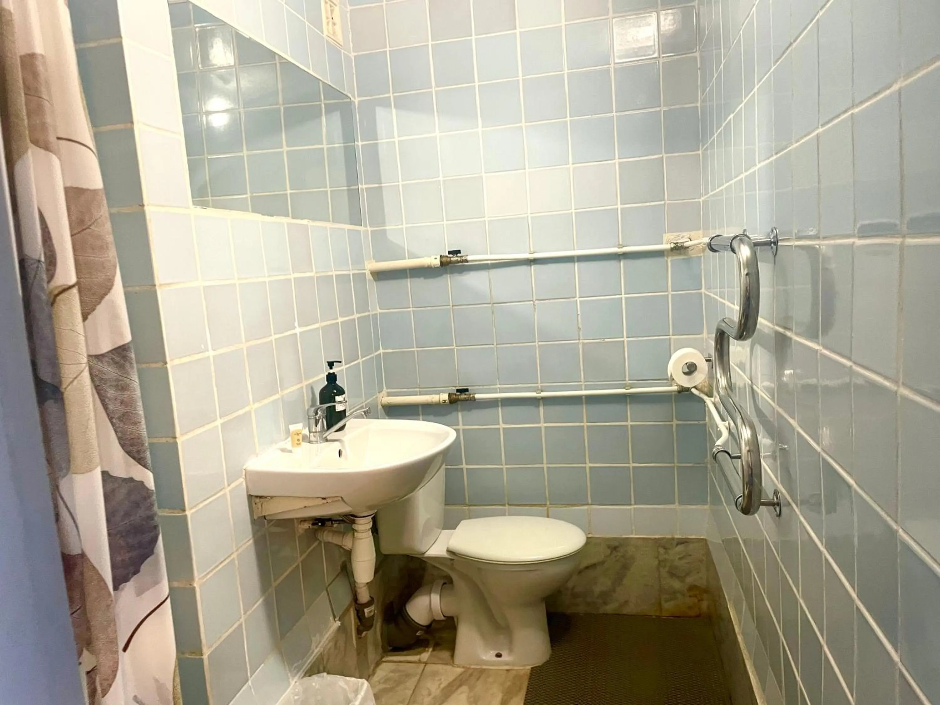 Shower in Riverside Motel Jelgava