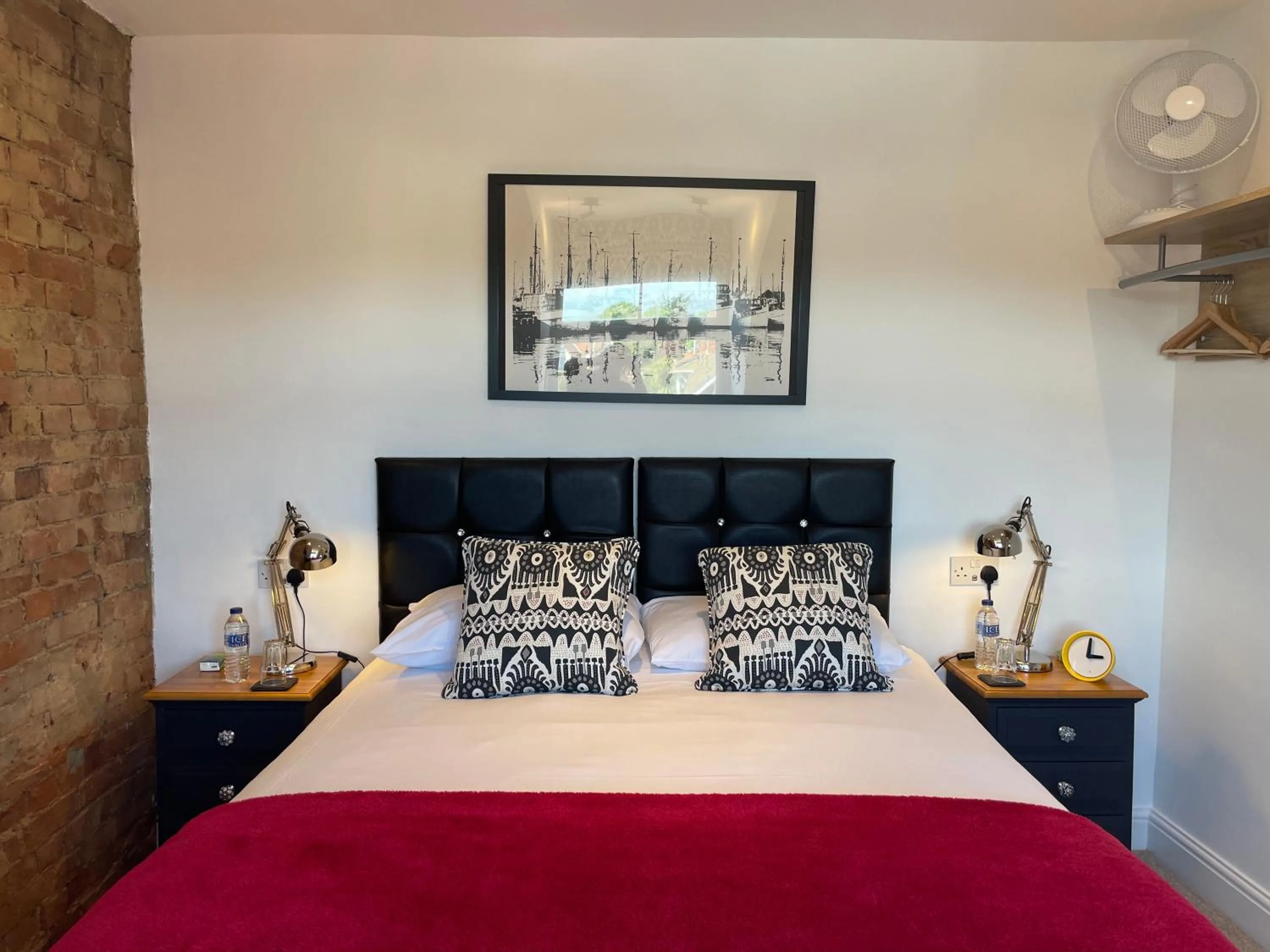 Bedroom, Bed in Holway House