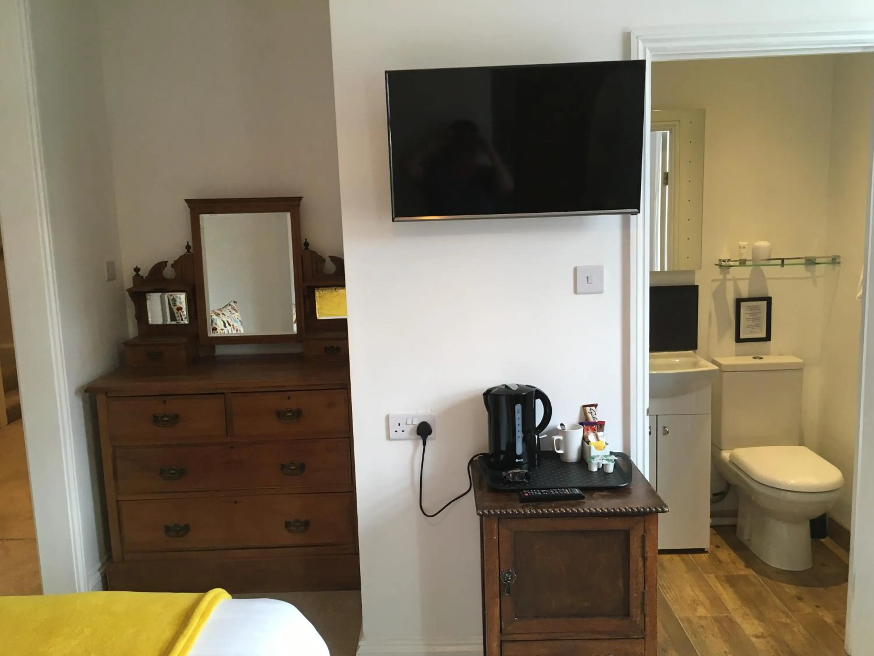 Coffee/tea facilities in Holway House