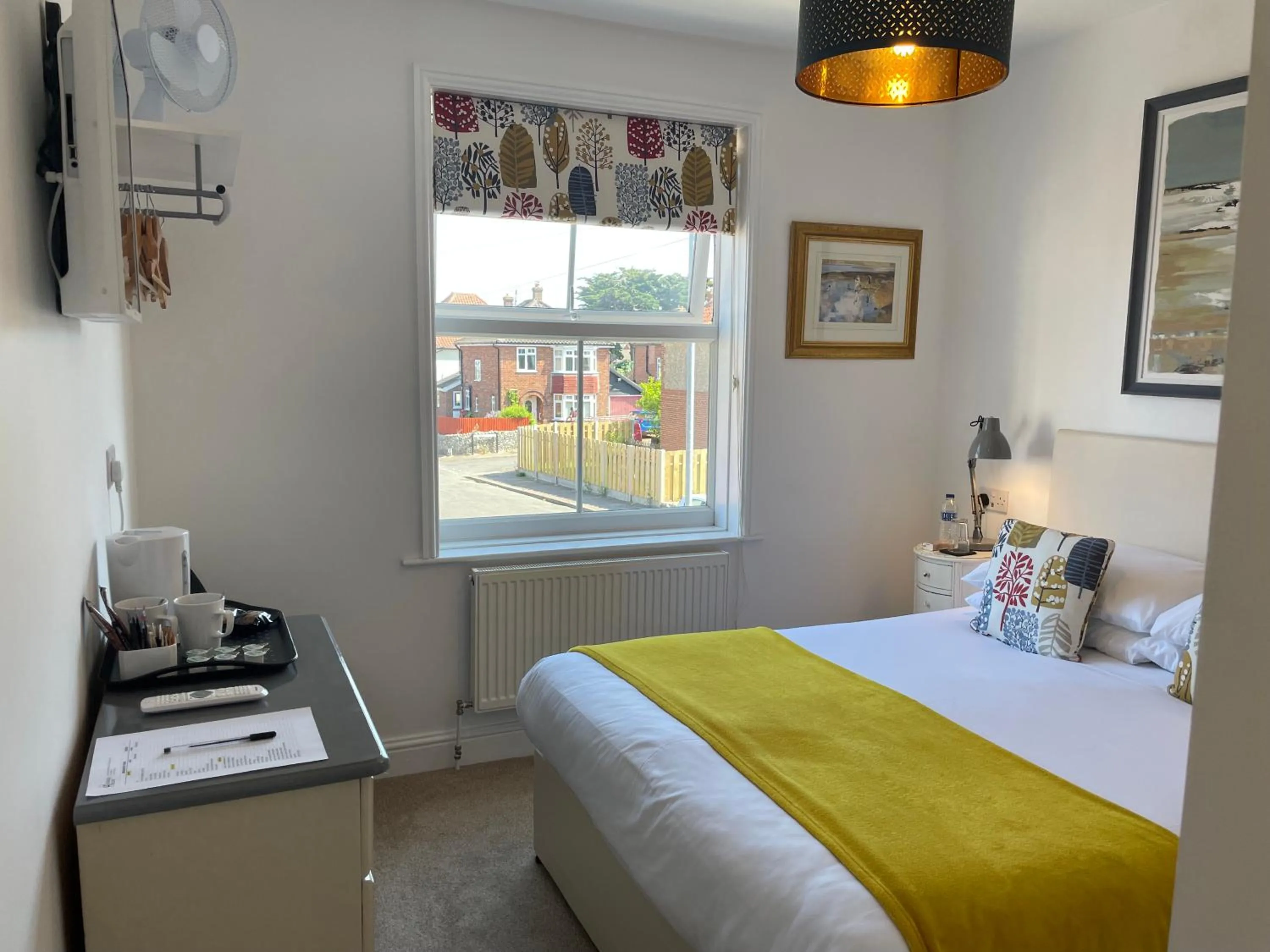 Bedroom, Bed in Holway House