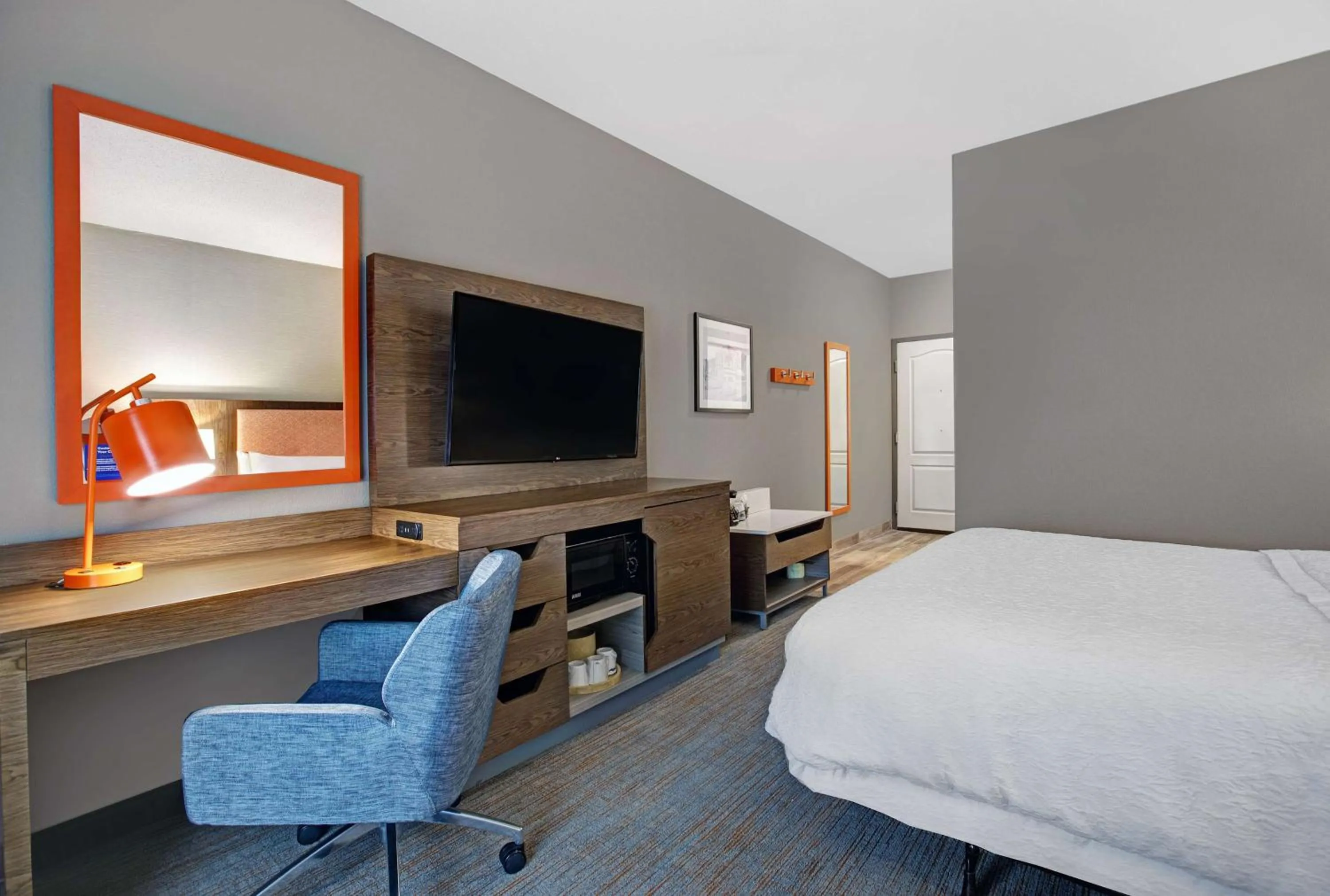 Bedroom, Bed in Hampton Inn Keokuk