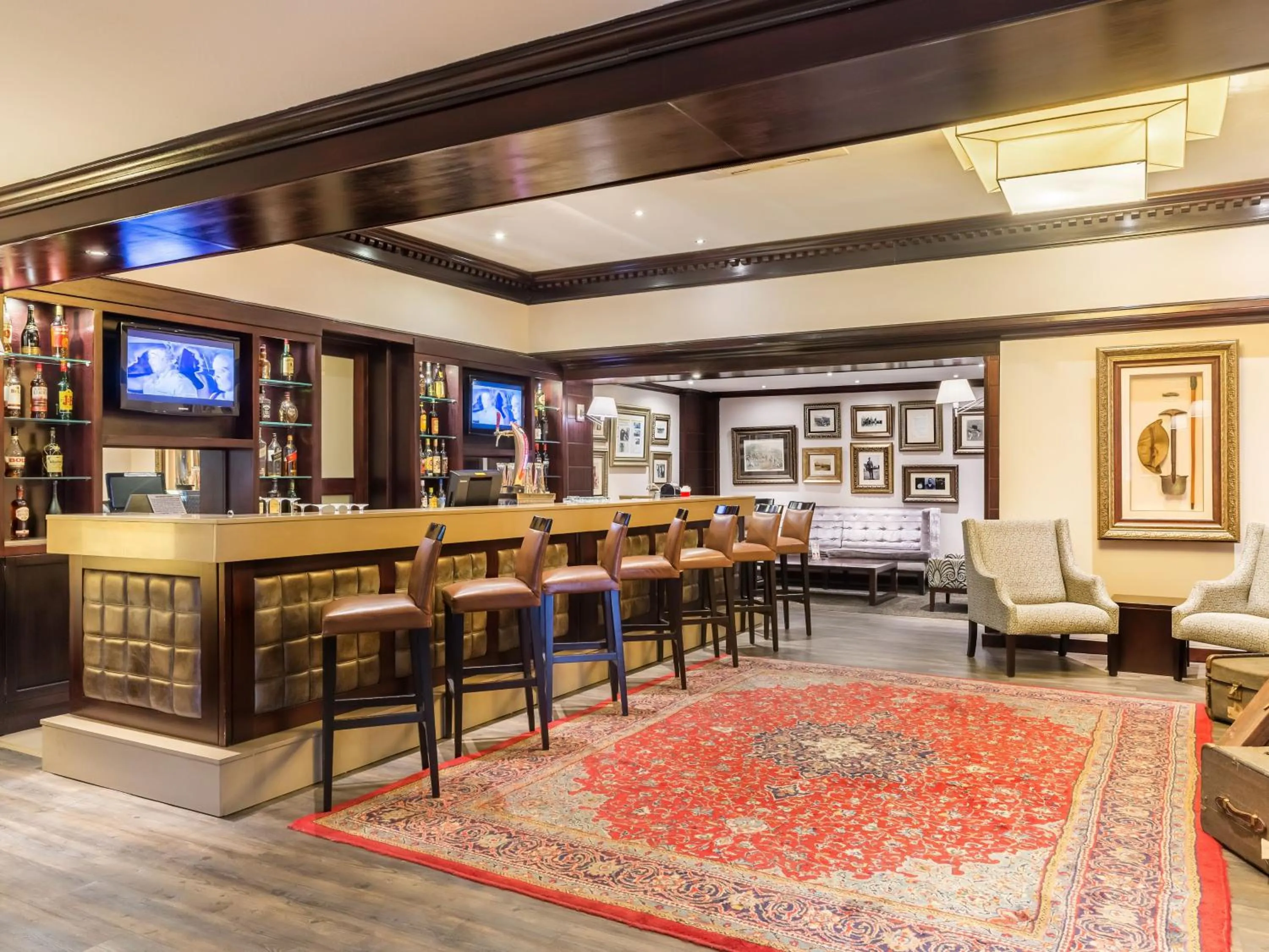 Lounge or bar in ANEW Hotel Witbank Emalahleni