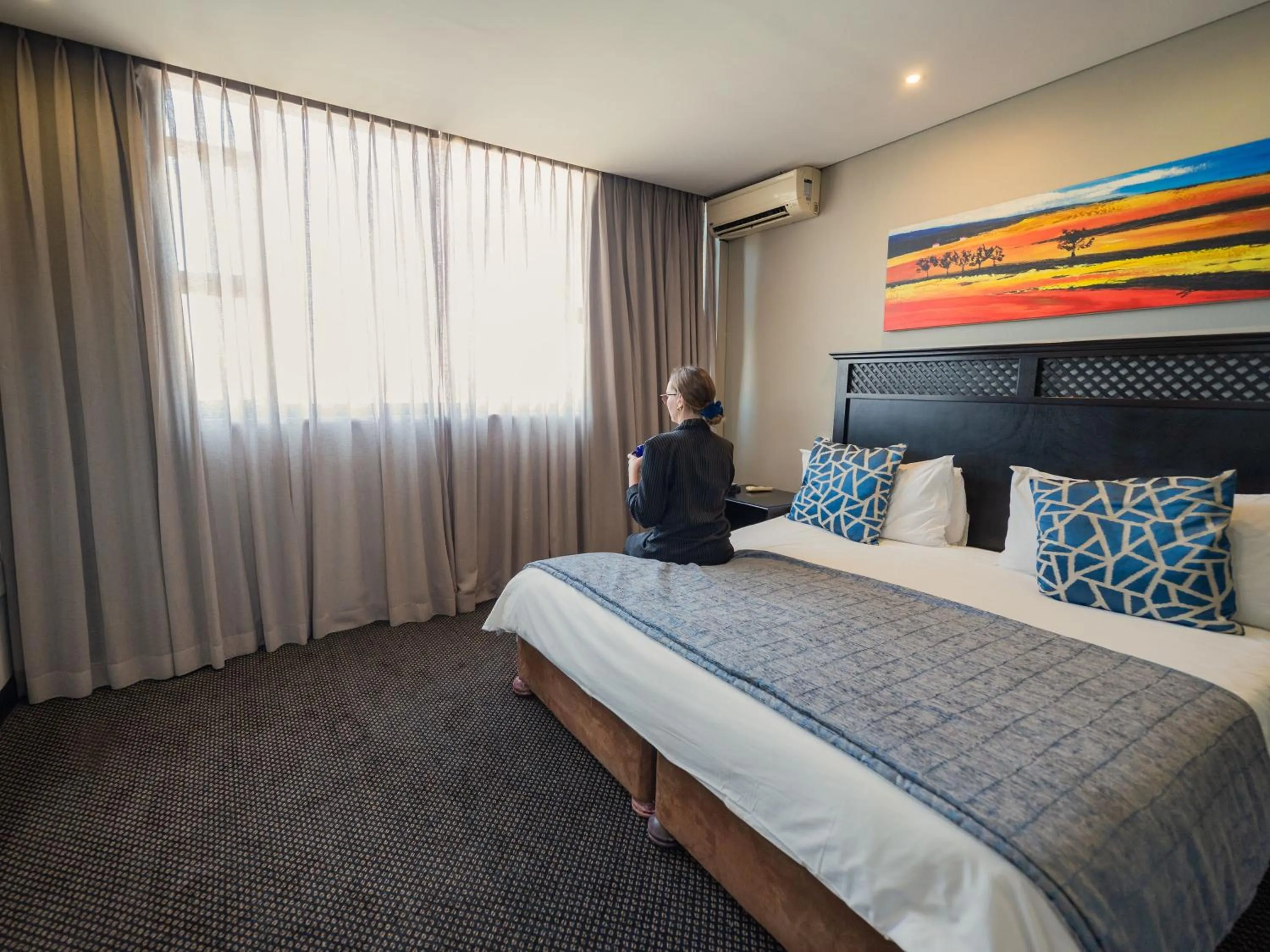 Bed in ANEW Hotel Witbank Emalahleni