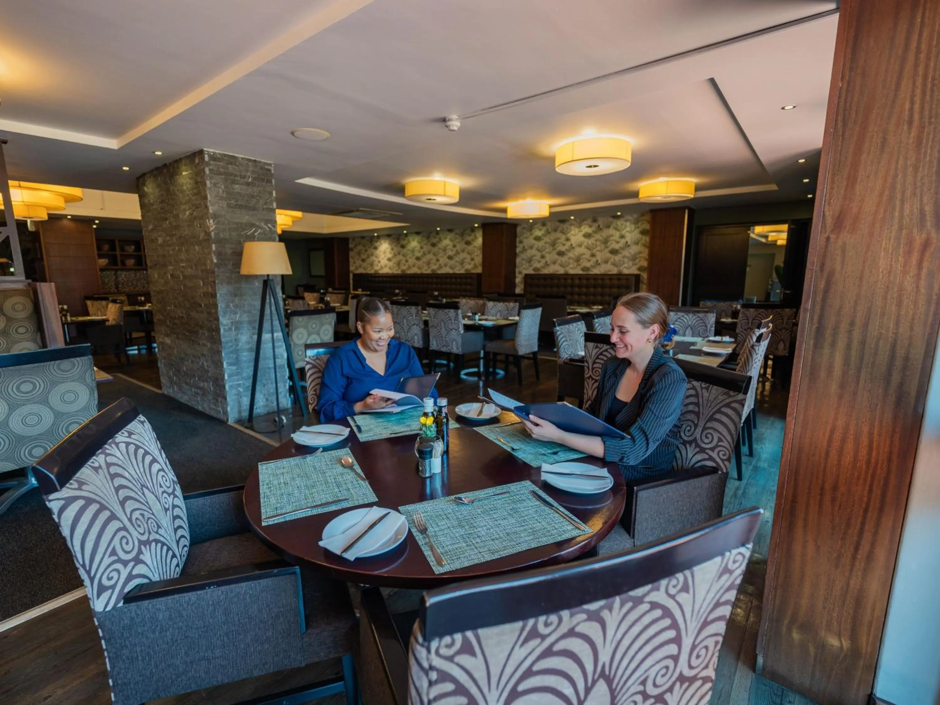 Restaurant/places to eat in ANEW Hotel Witbank Emalahleni
