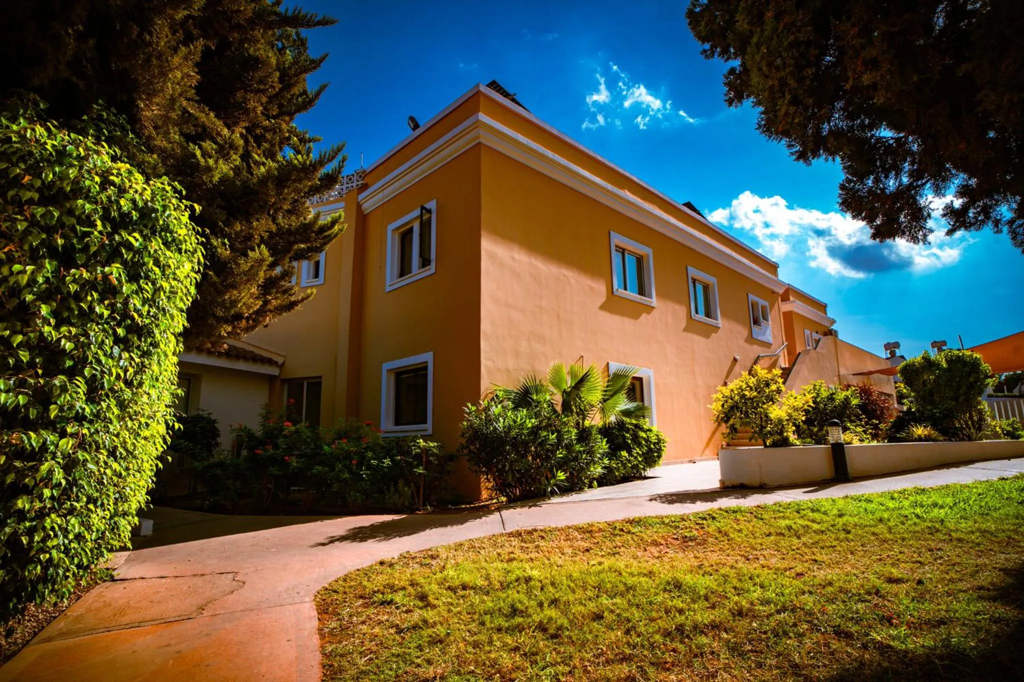 Garden in Malama Beach Holiday Village