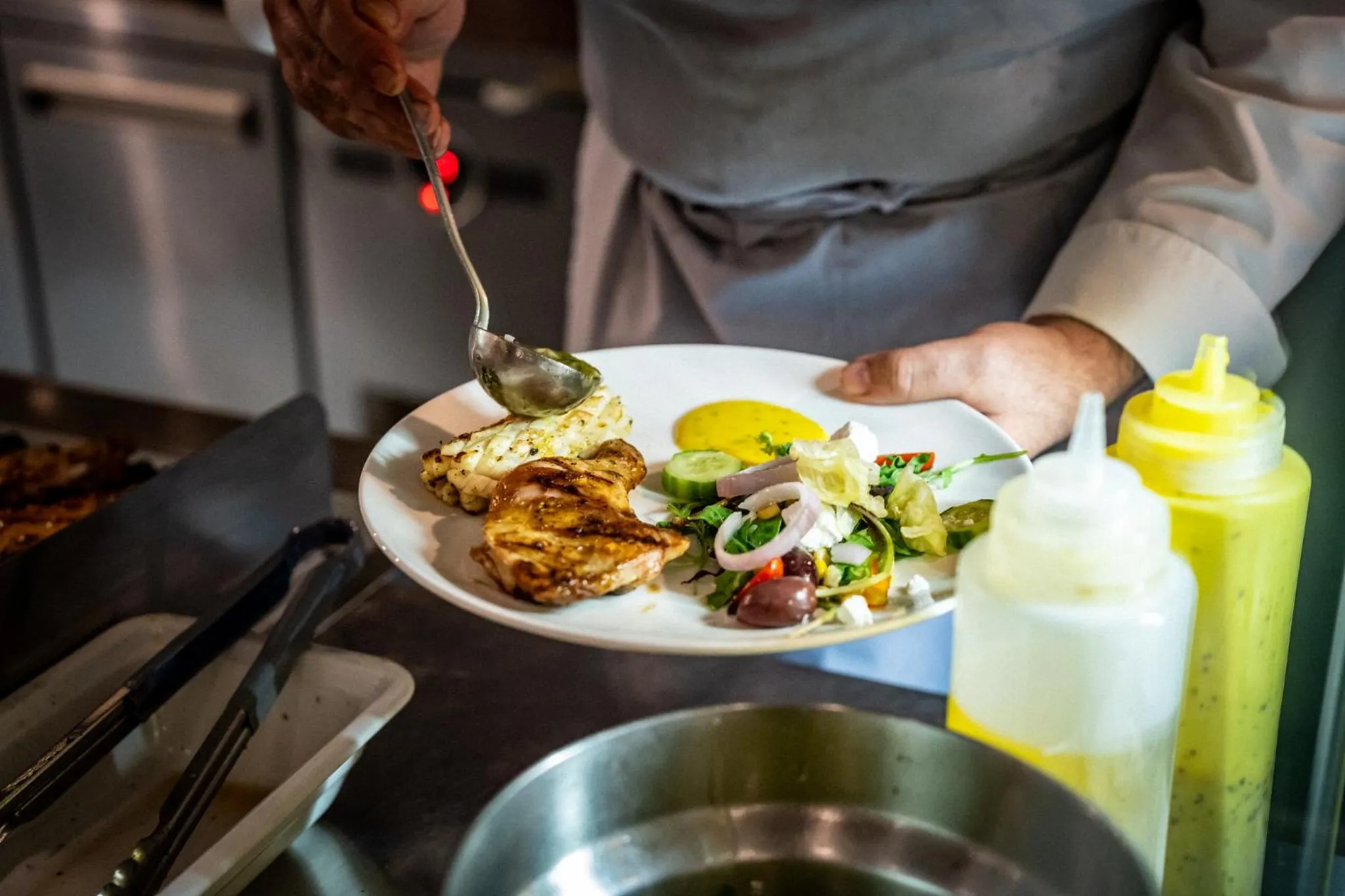 Restaurant/places to eat in Malama Beach Holiday Village