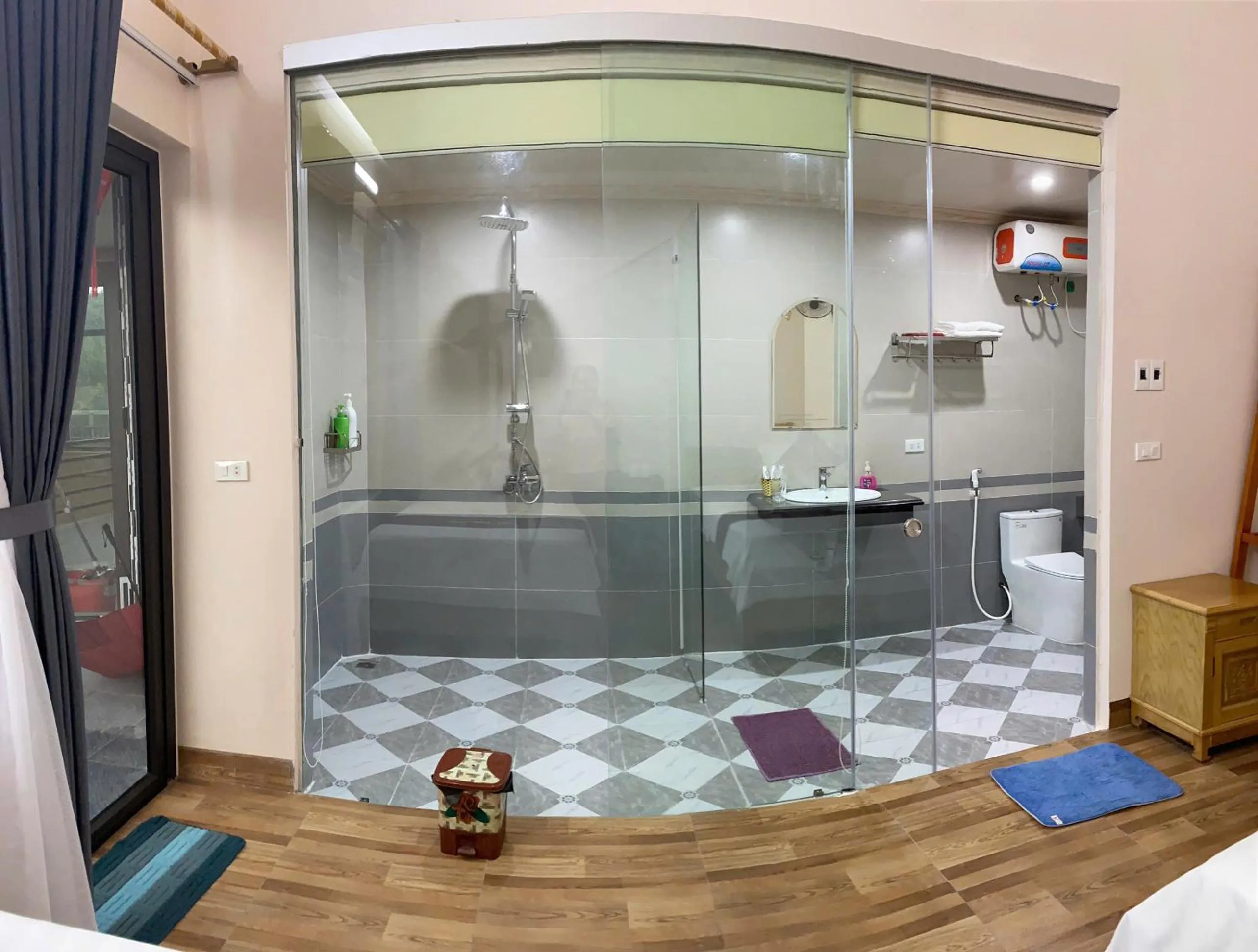 Shower in Tam Coc Westlake Homestay