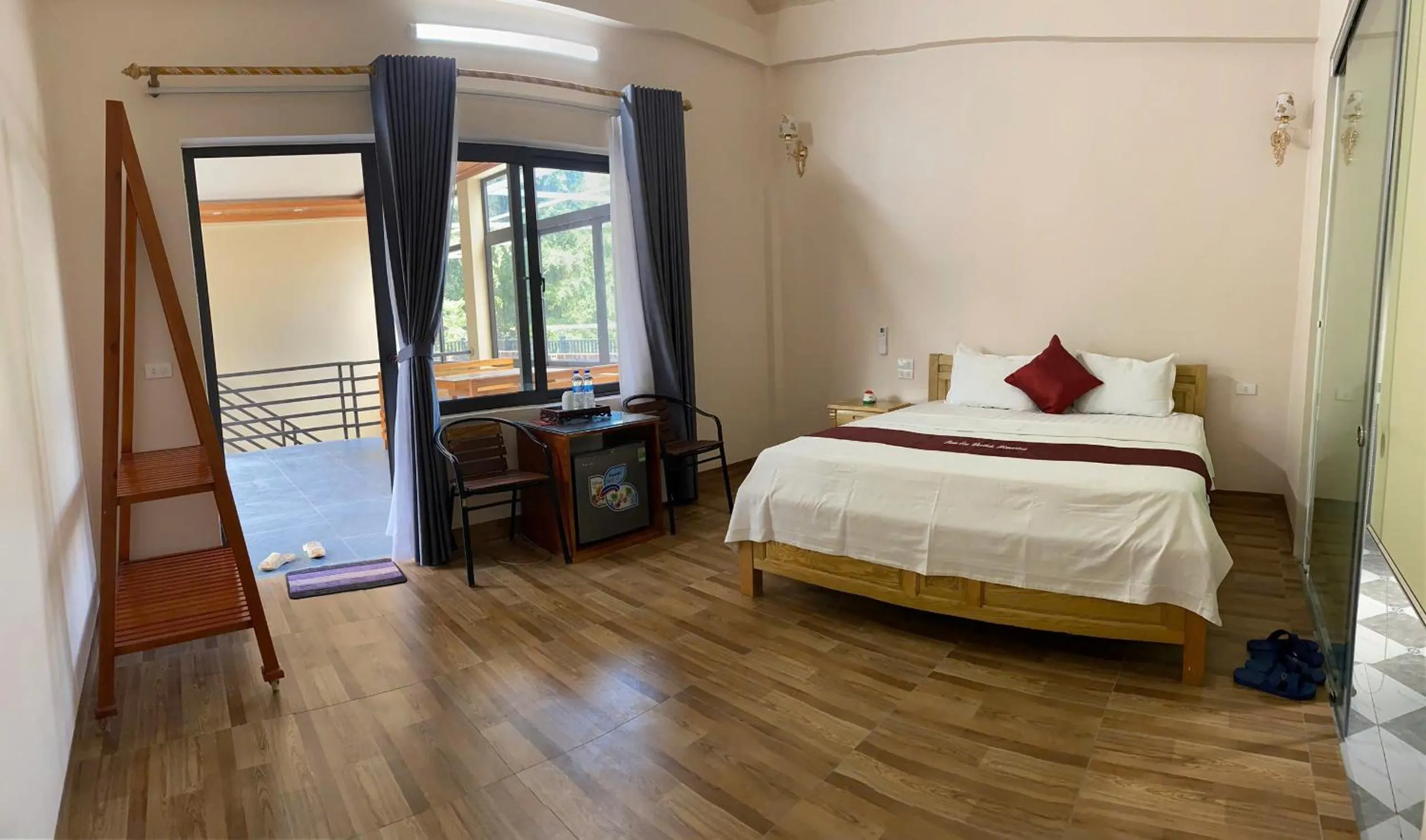 Photo of the whole room, Bed in Tam Coc Westlake Homestay