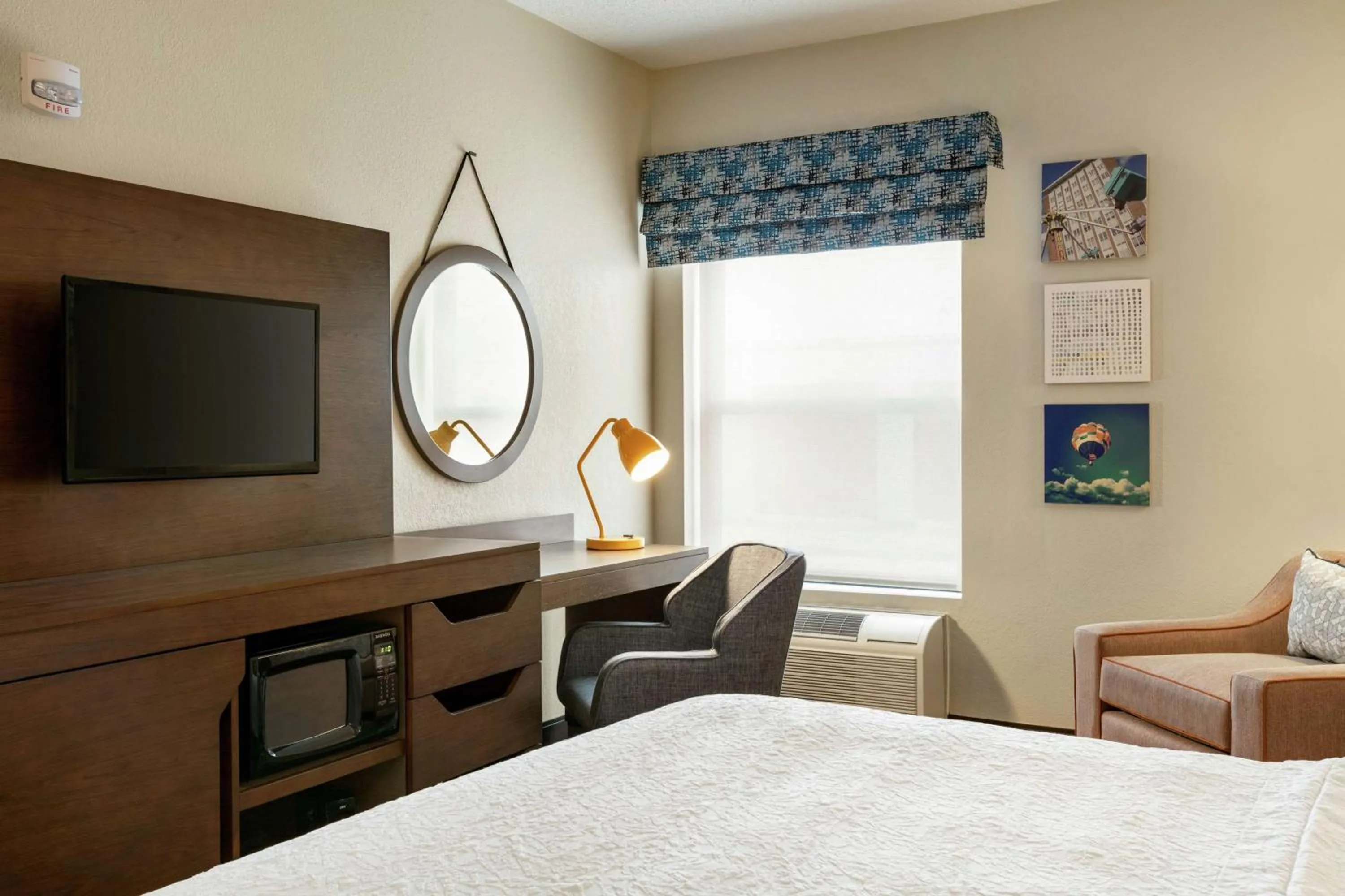 Bedroom, Bed in Hampton Inn Binghamton/Johnson City