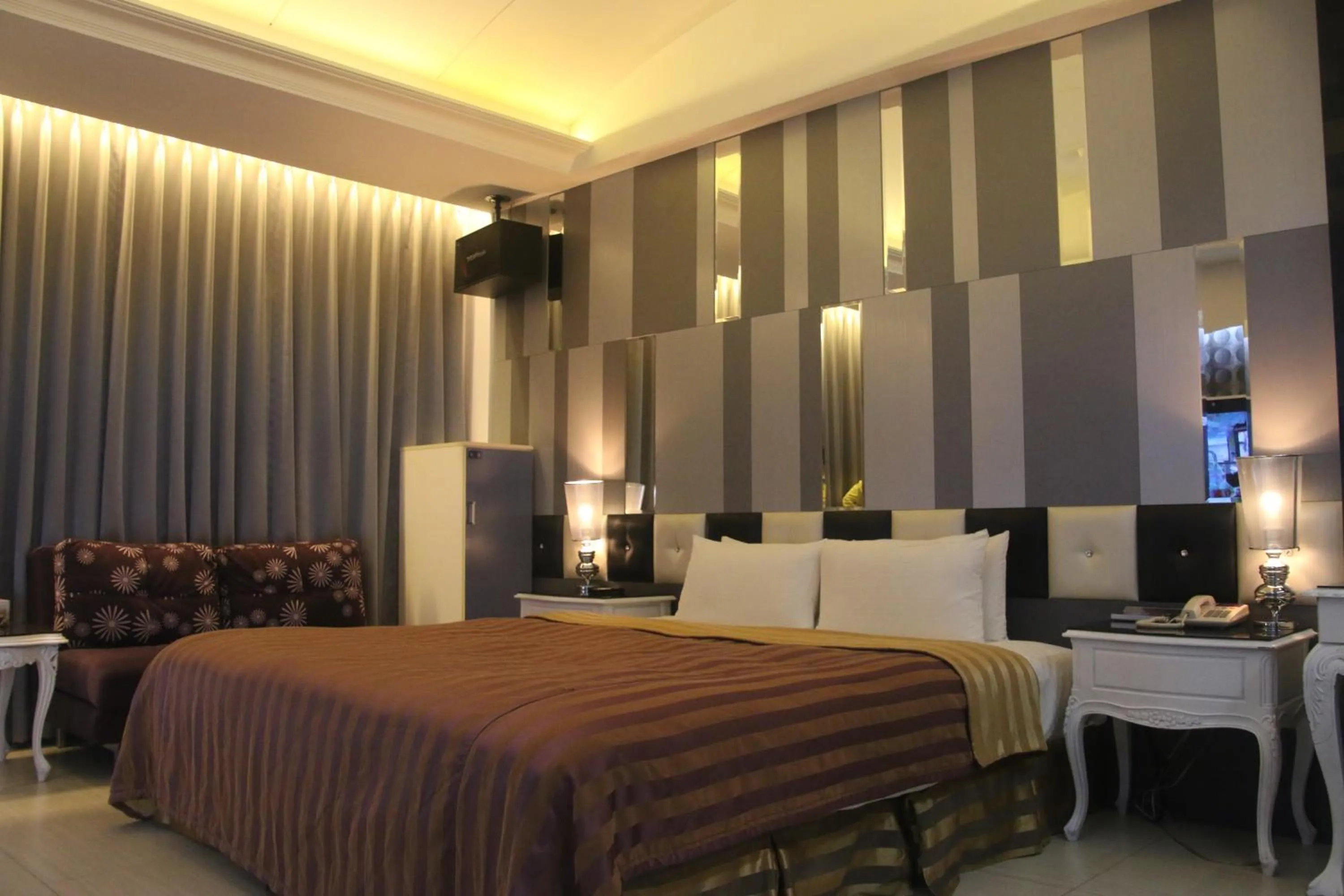 Bed in Kai-Hong Motel