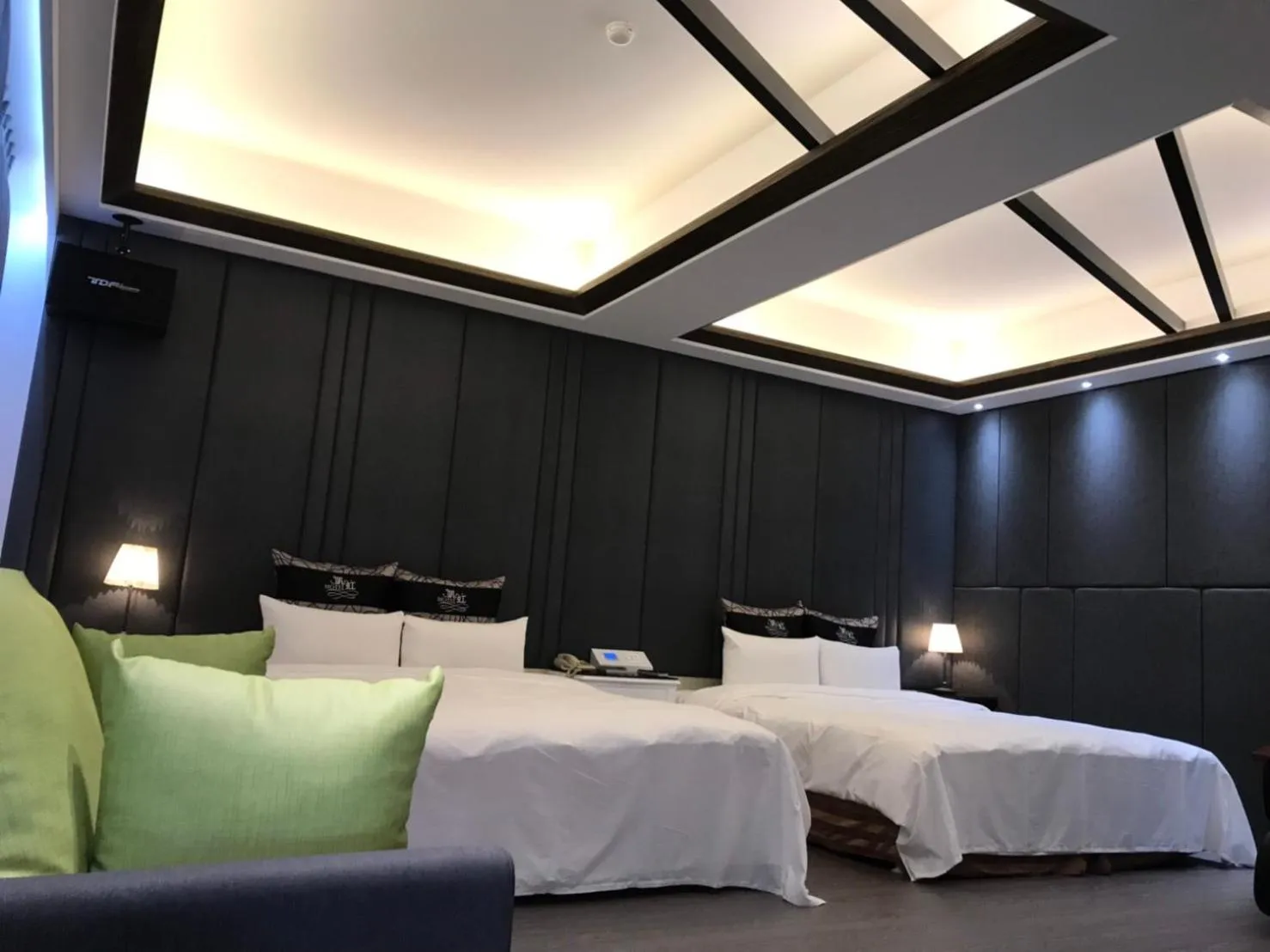 Bed in Kai-Hong Motel