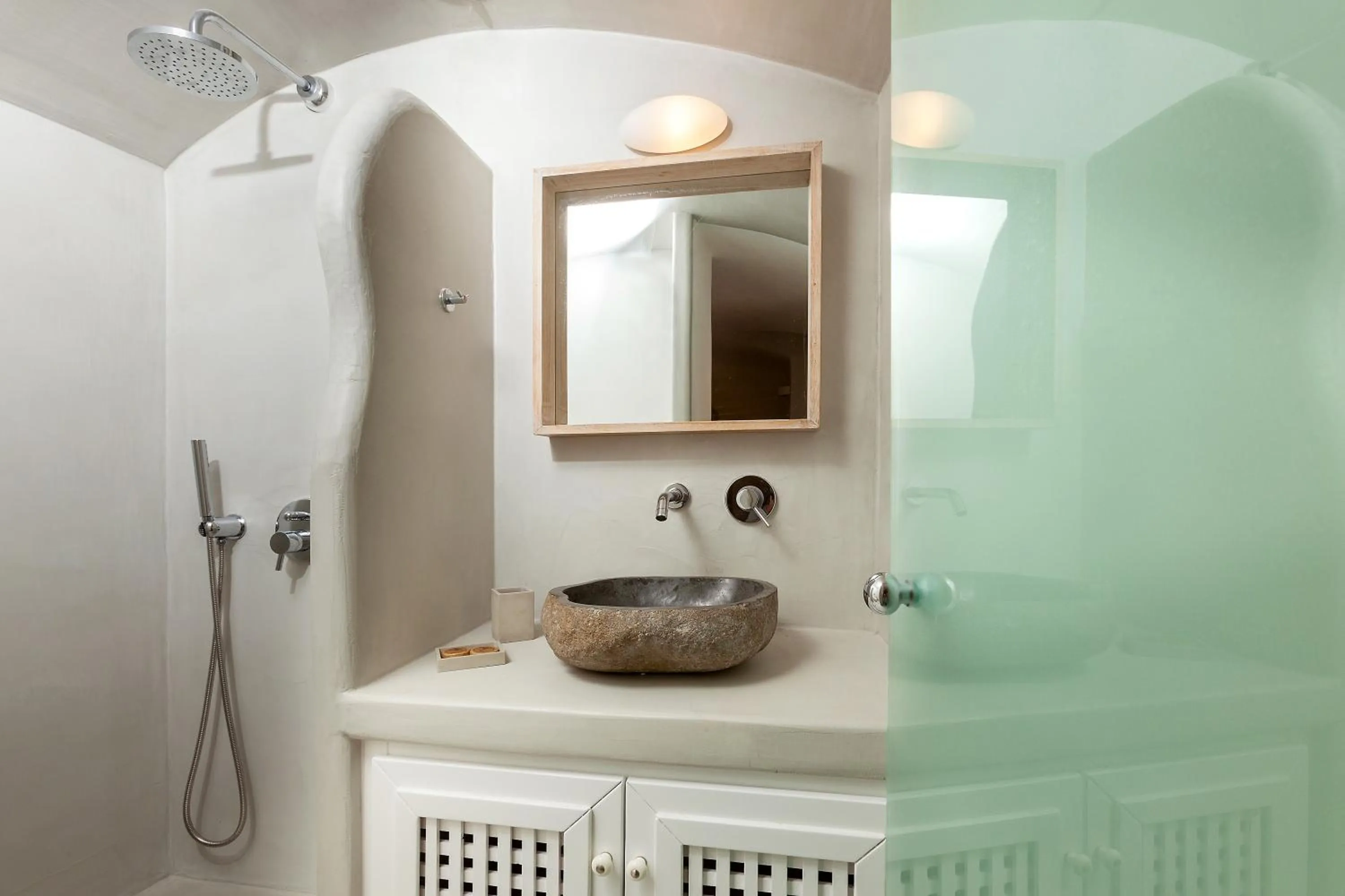 Toilet in Caldera Houses Oia