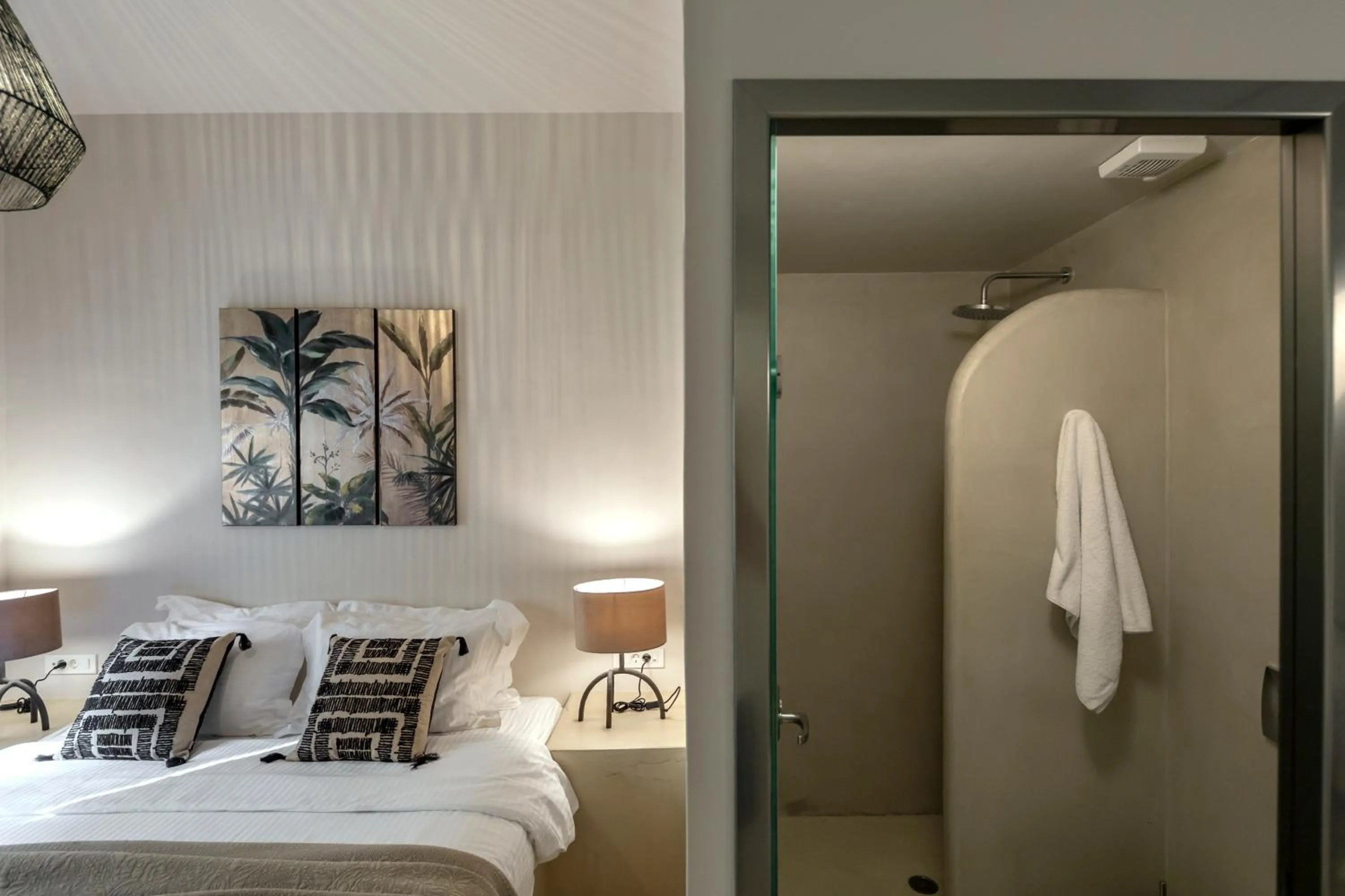 Bed in Caldera Houses Oia