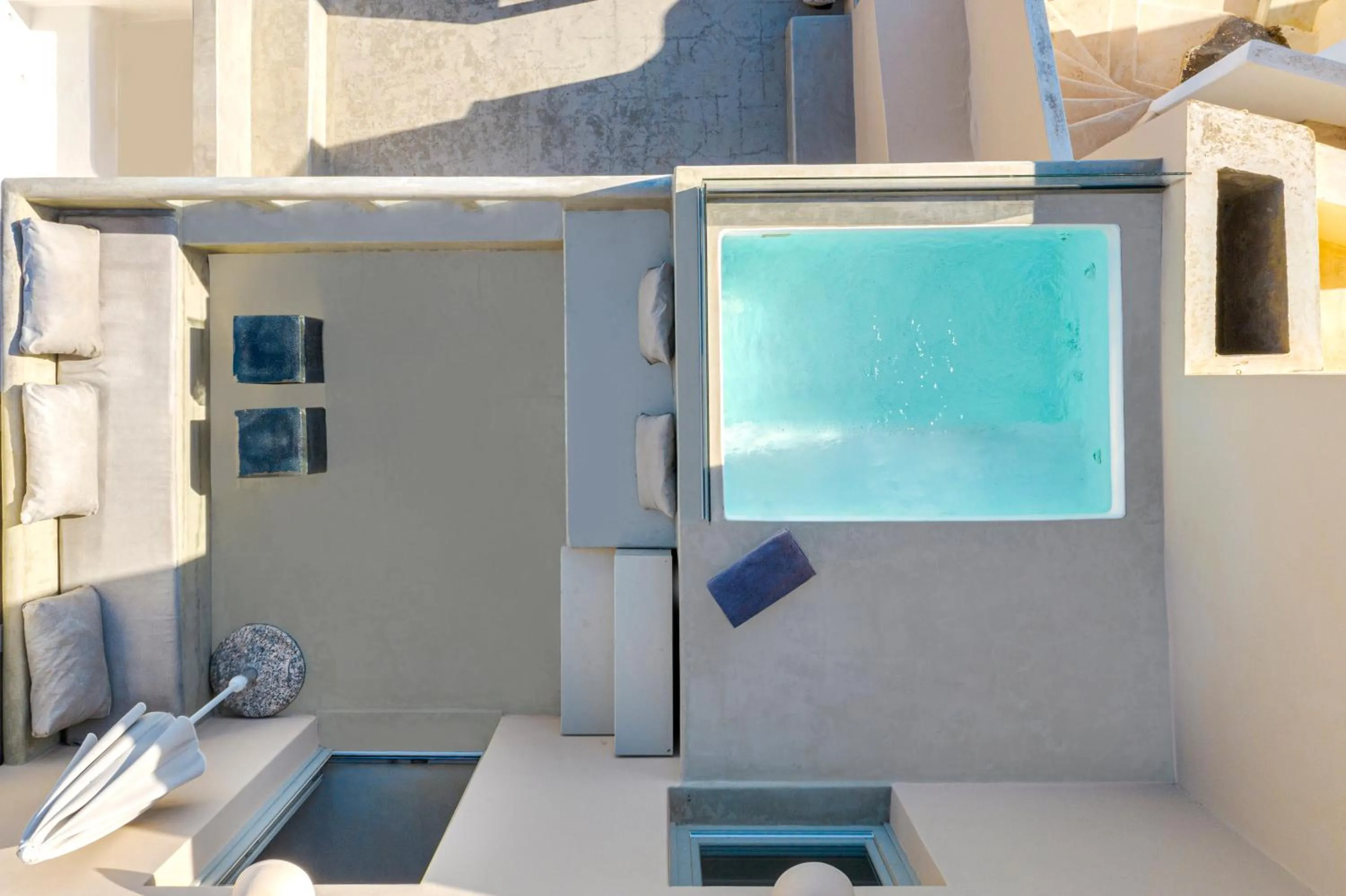 Bird's eye view in Caldera Houses Oia