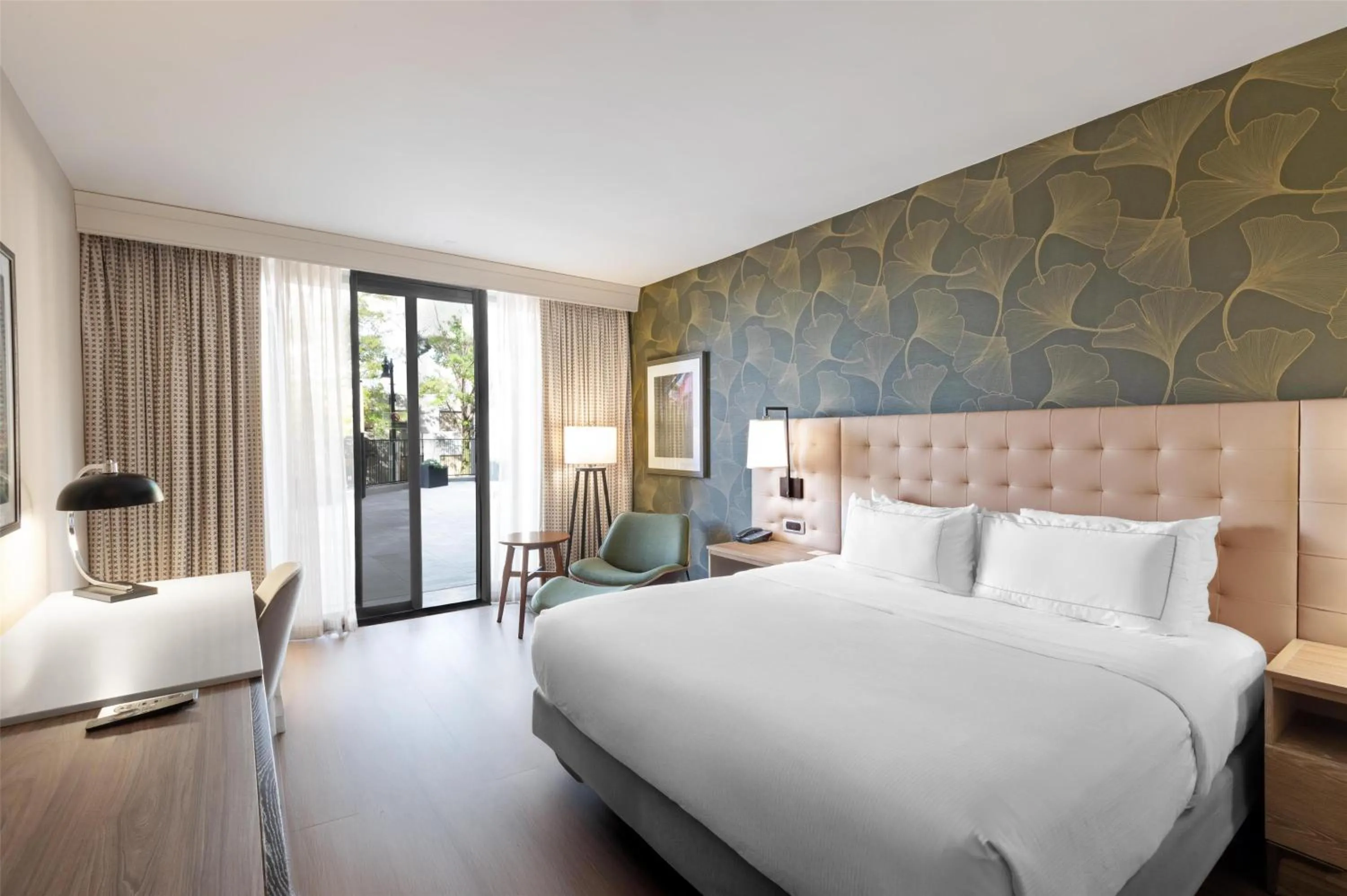 Bed in Hilton Birmingham Downtown at UAB