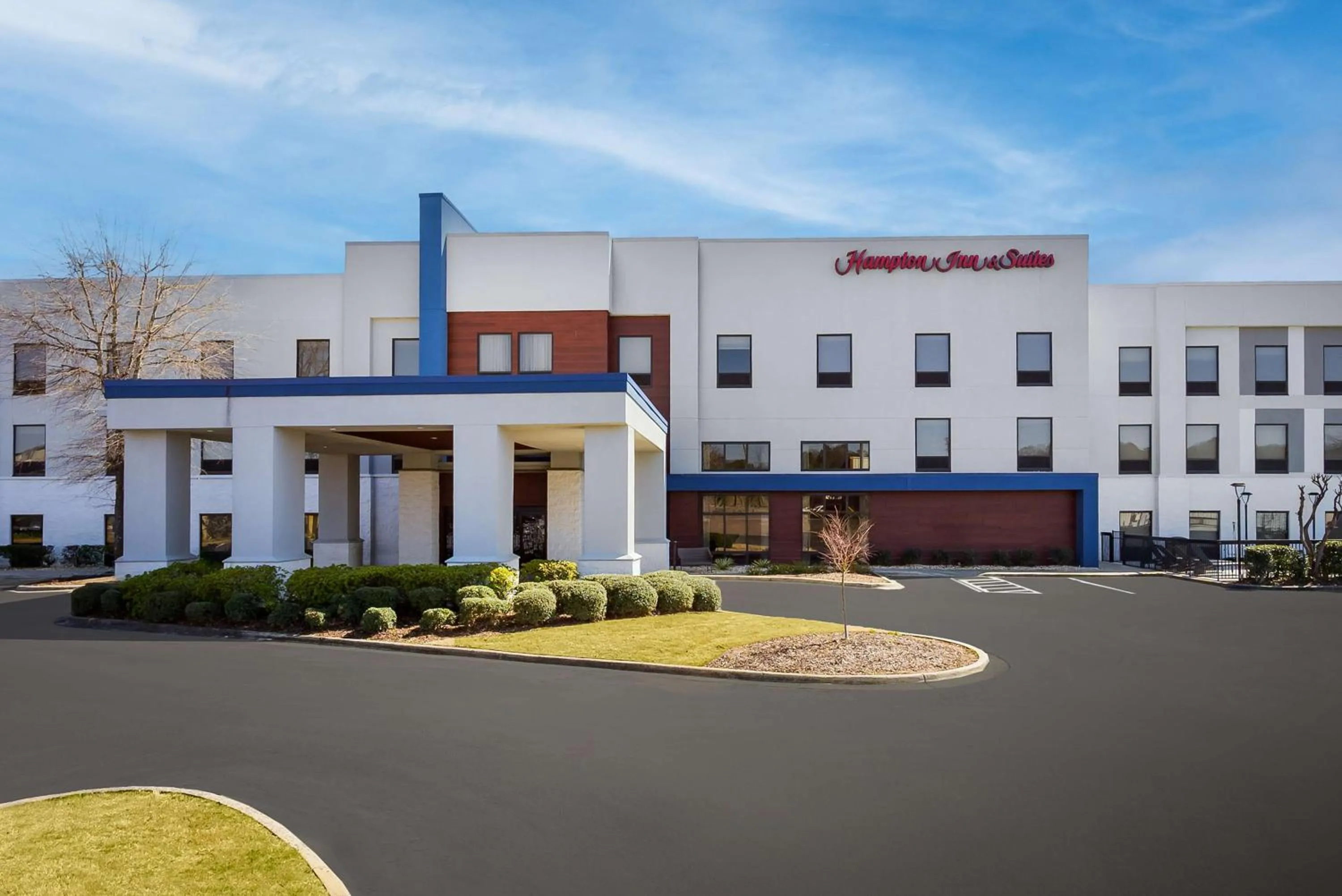 Property building in Hampton Inn & Suites Birmingham-Pelham - I-65