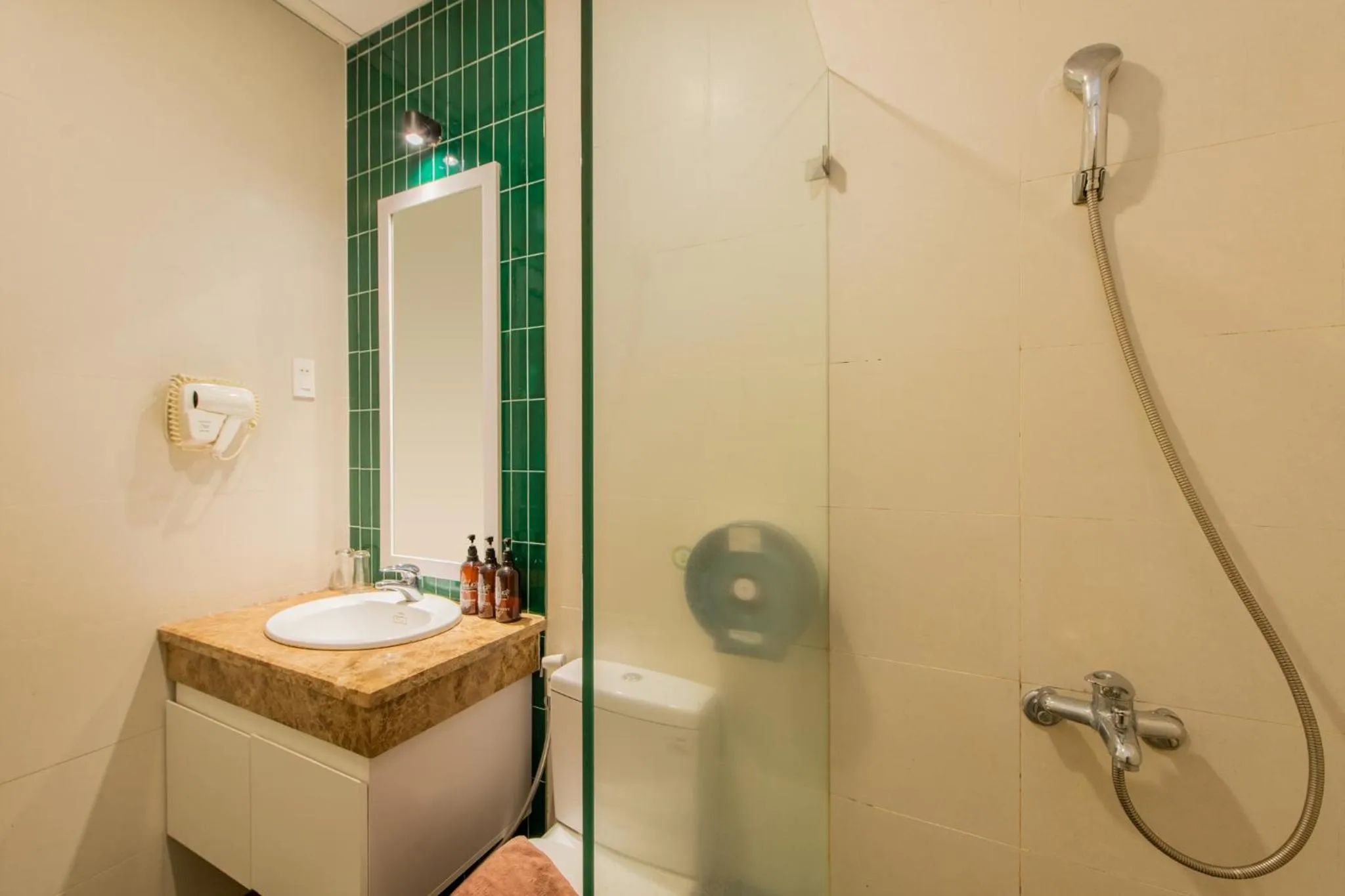 Shower in Thanh Mai Hotel