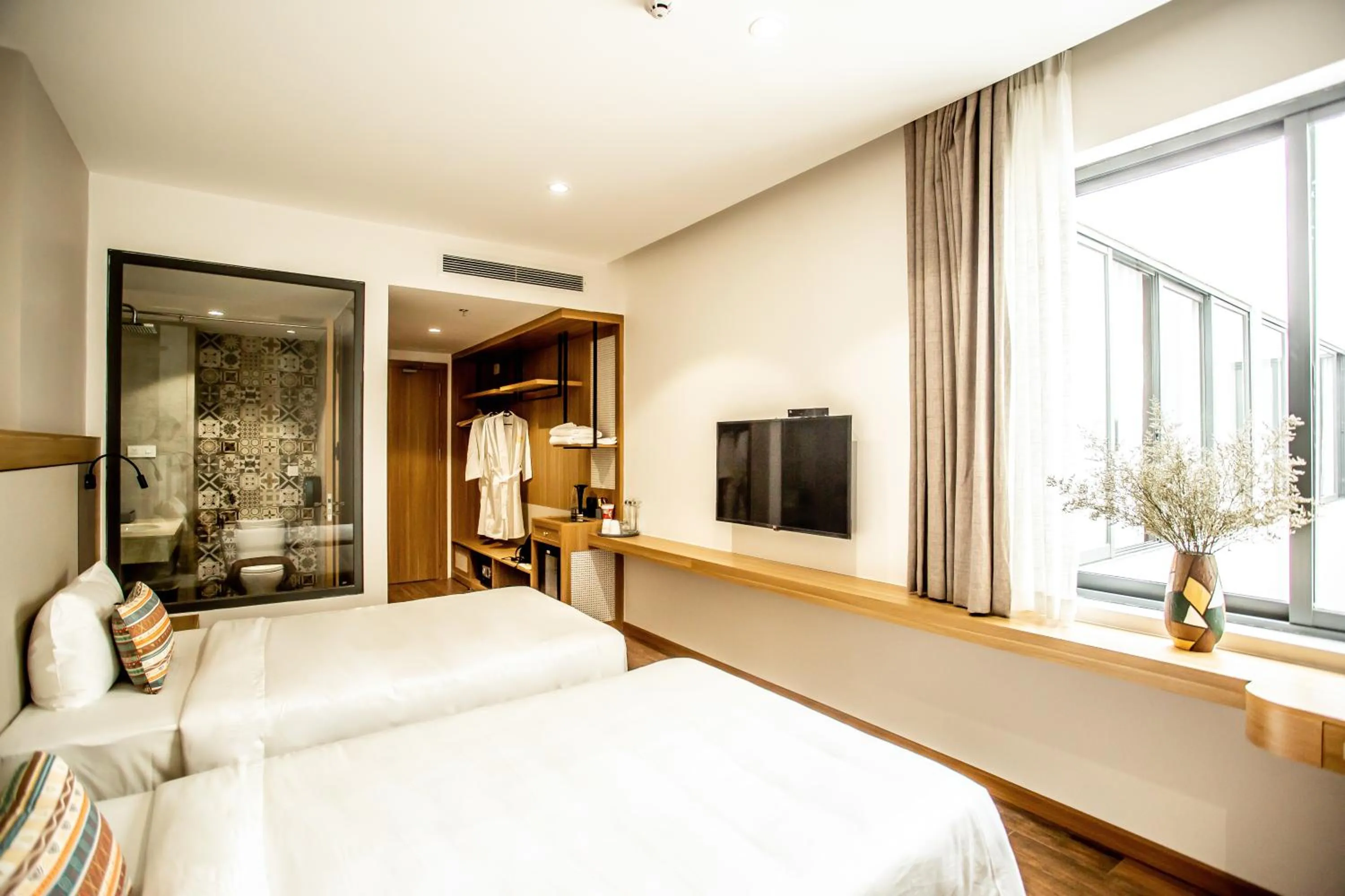 Living room, Bed in Thanh Mai Hotel