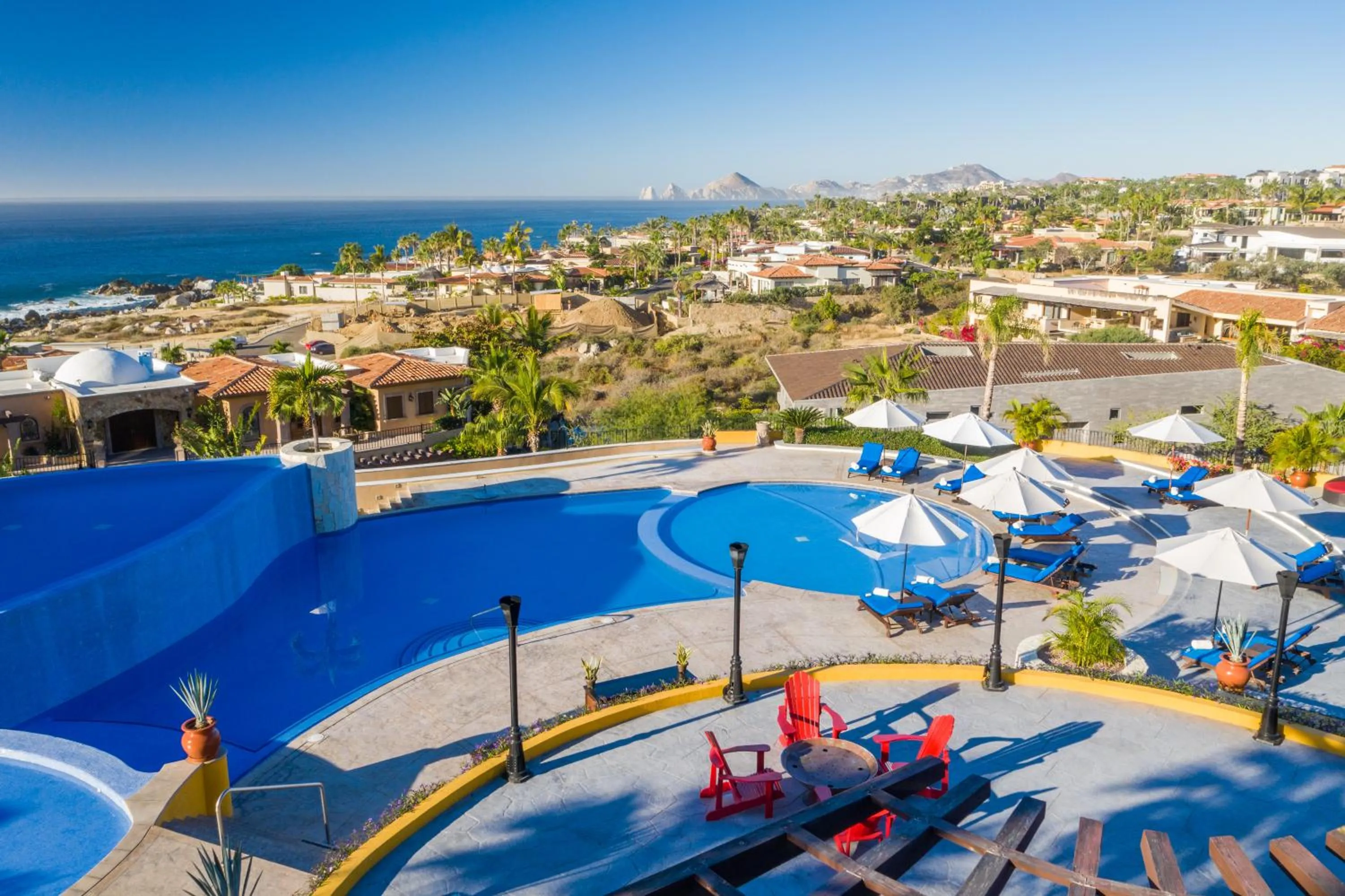 Swimming pool in Hacienda Encantada Resort & Spa