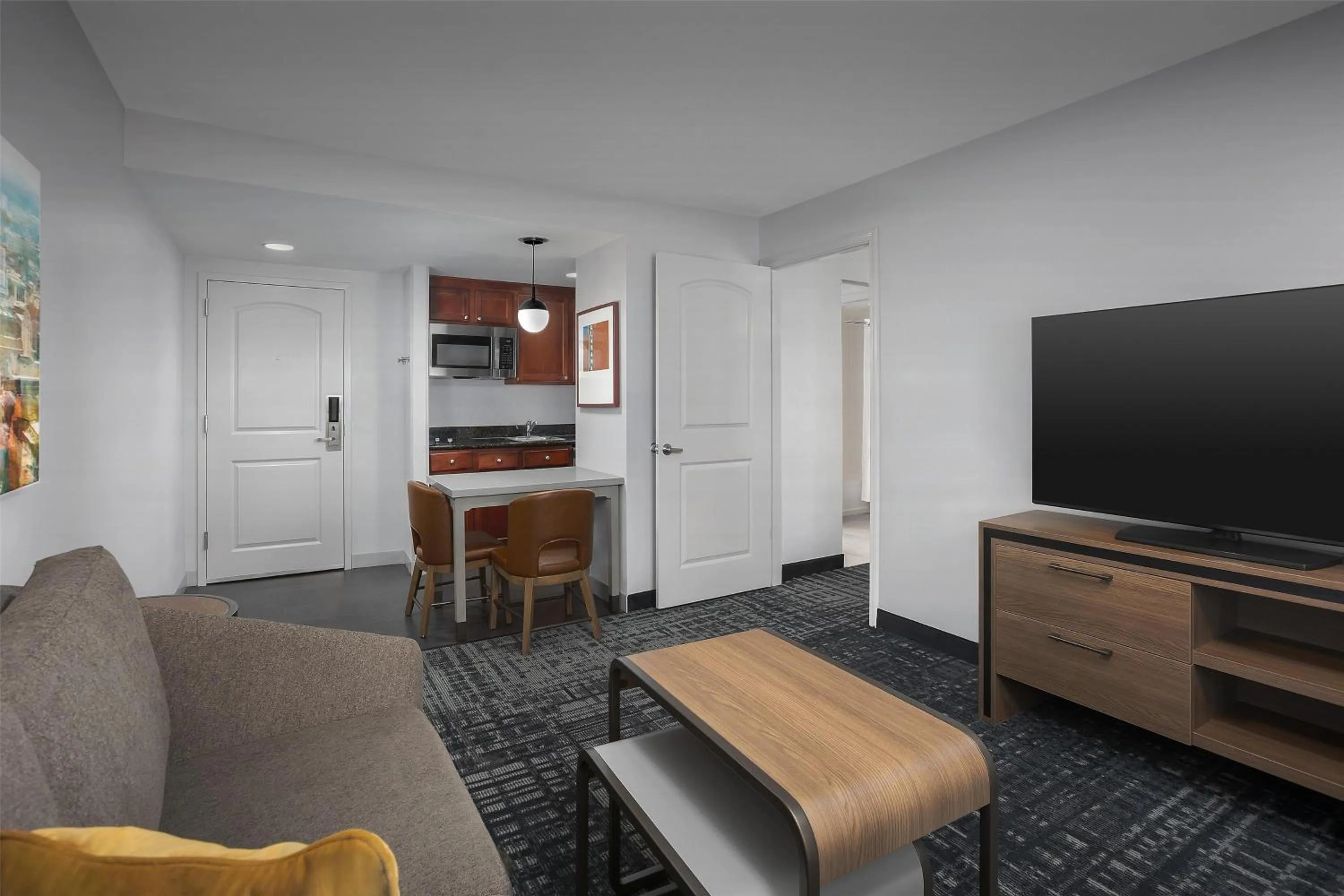 Living room in Homewood Suites by Hilton Birmingham South Inverness