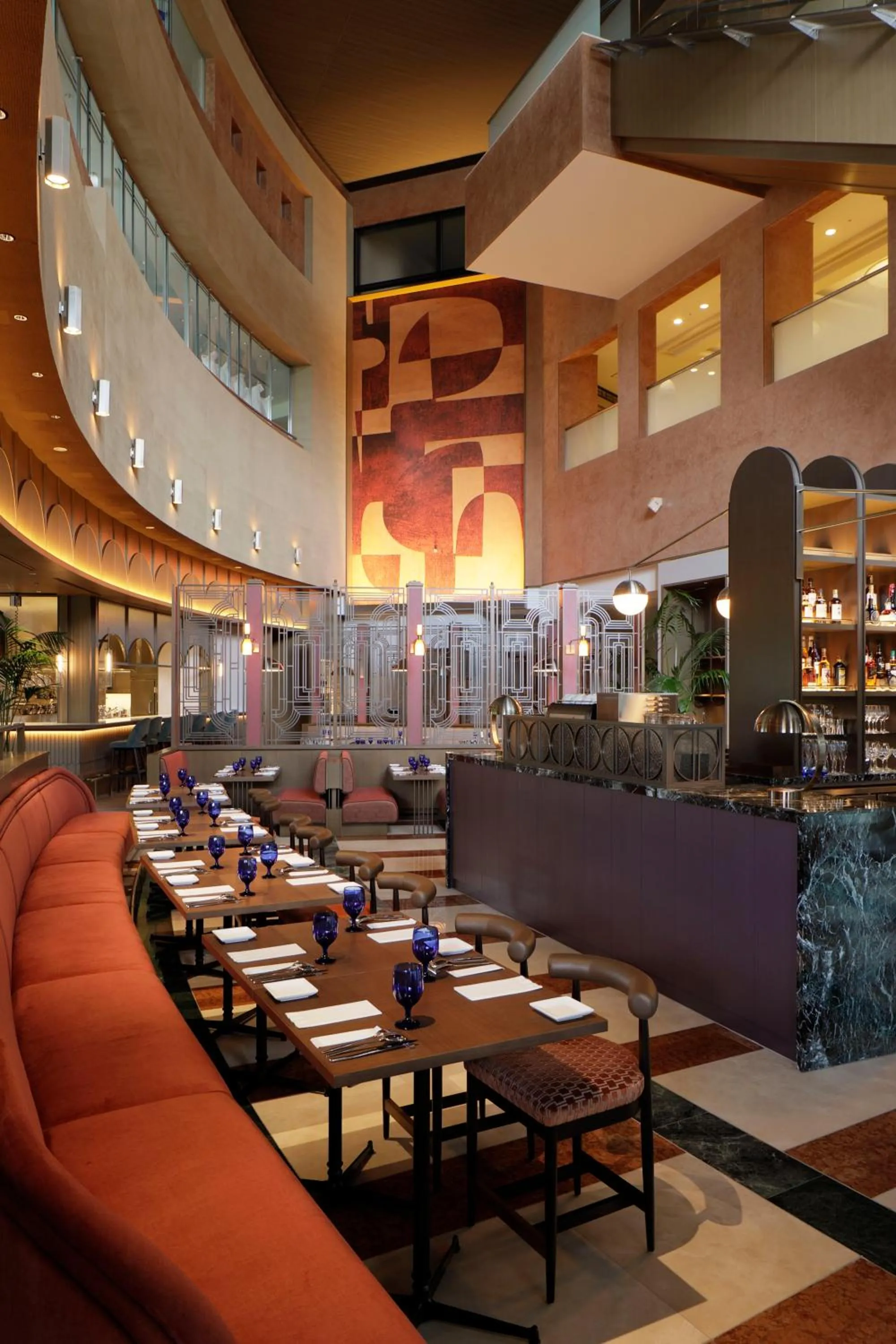 Restaurant/places to eat in The Mark Grand Hotel