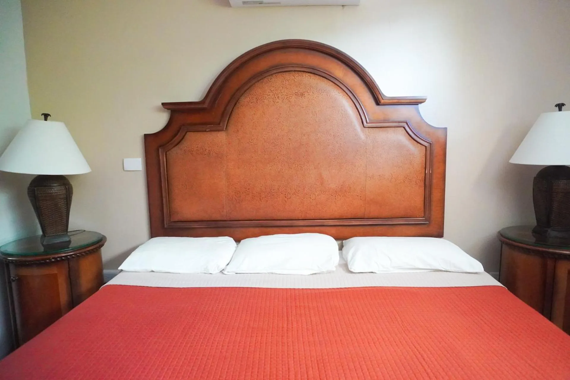 Bed in Hotel Colonial Cancun