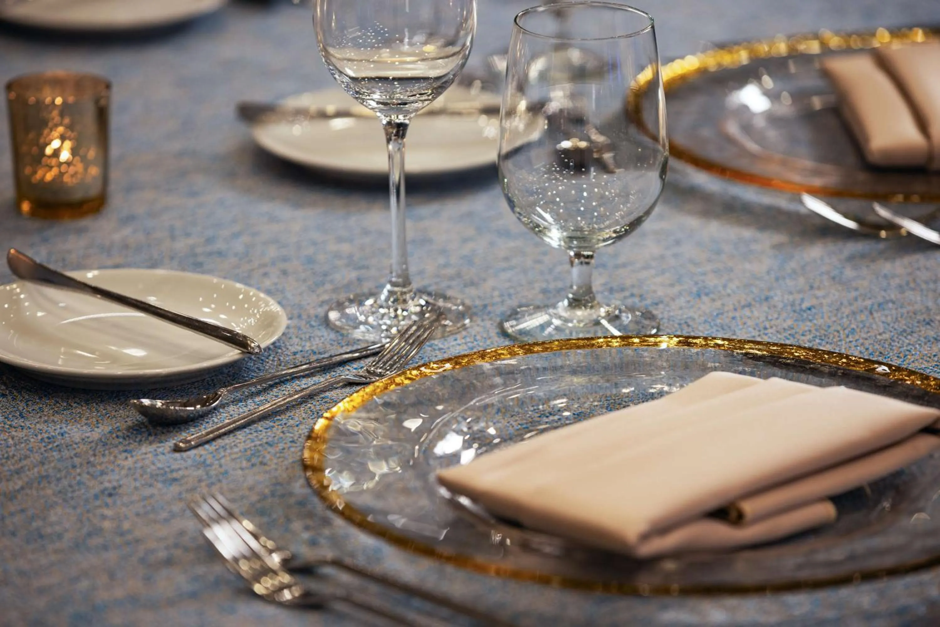 Meeting/conference room in The Lofton Hotel Minneapolis, Tapestry Collection by Hilton