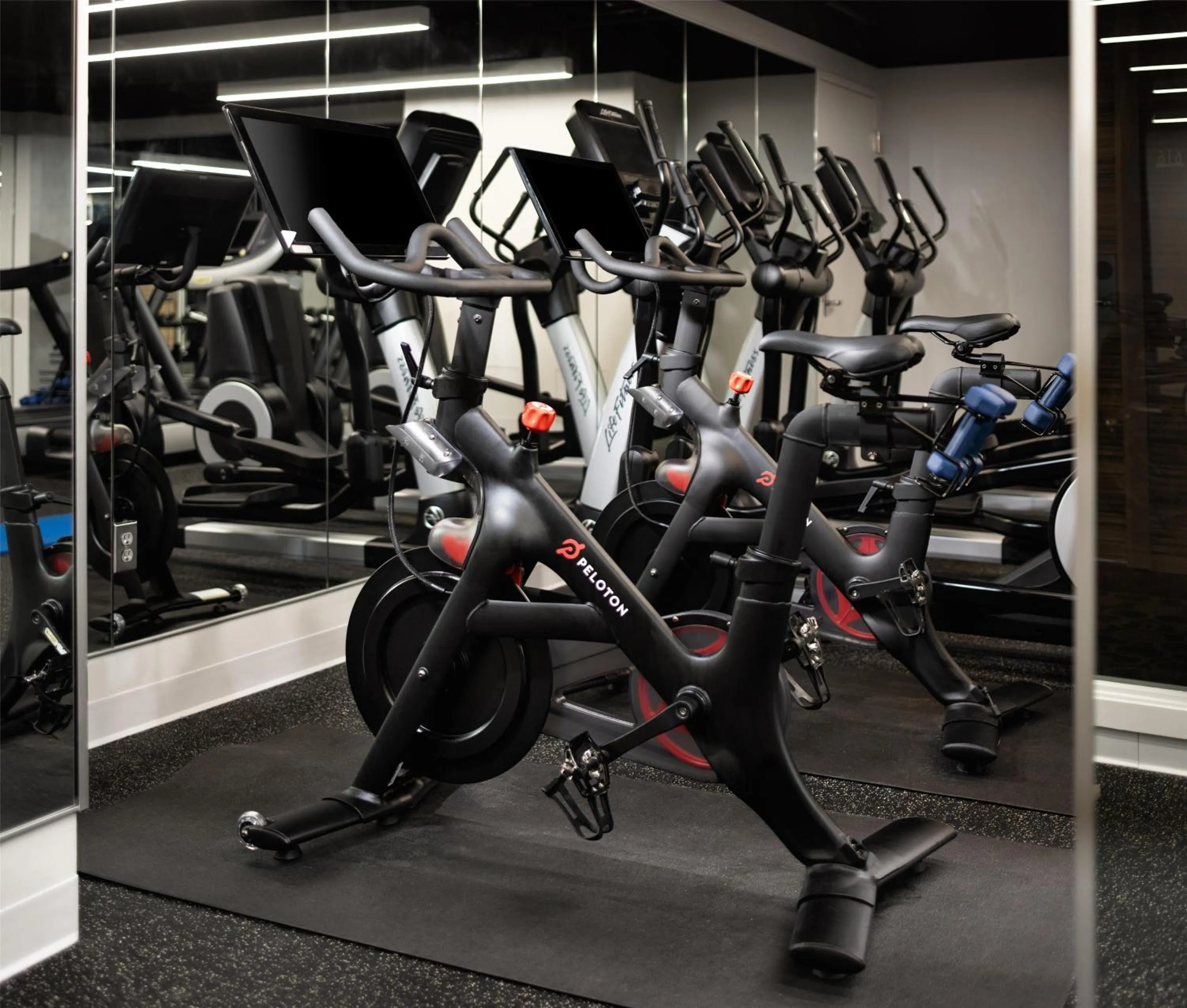 Fitness centre/facilities in The Lofton Hotel Minneapolis, Tapestry Collection by Hilton